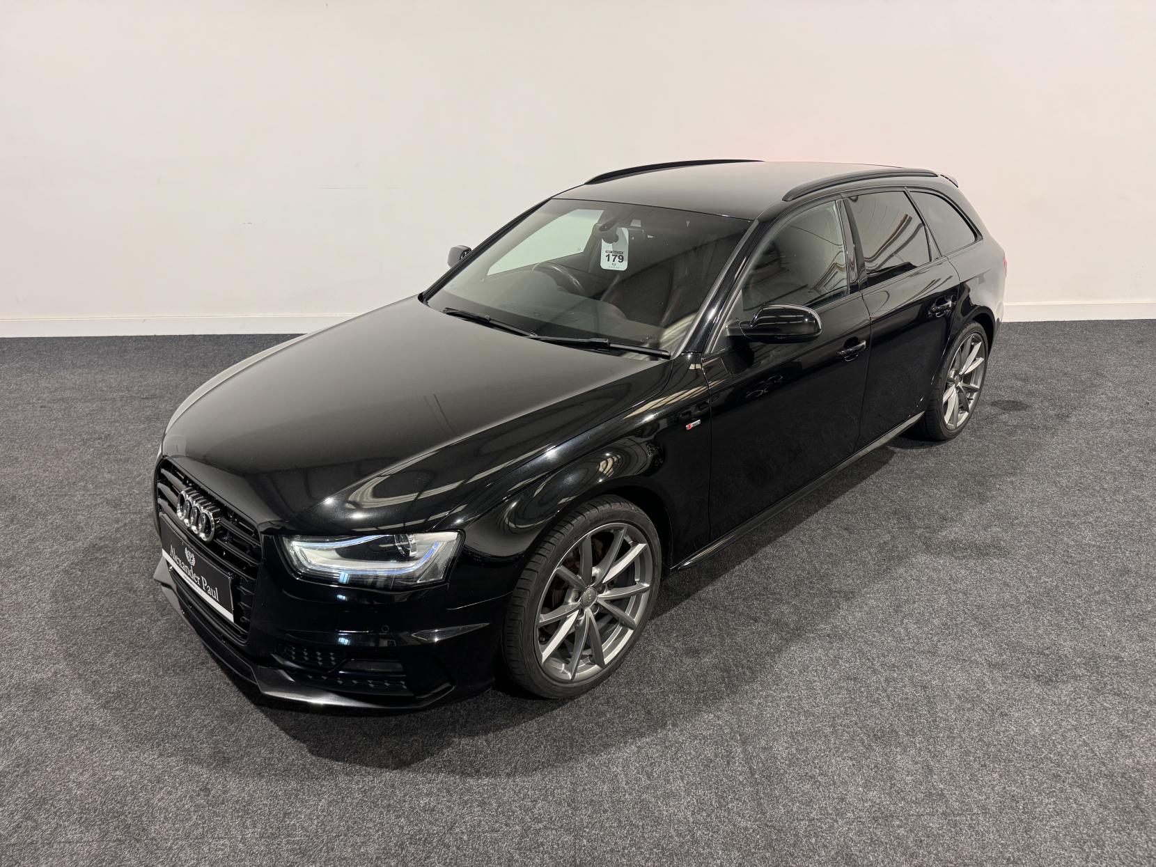 Audi A4 Avant 2.0 TDI Black Edition Plus Estate 5dr Diesel Multitronic Euro 5 (s/s) (150 ps)