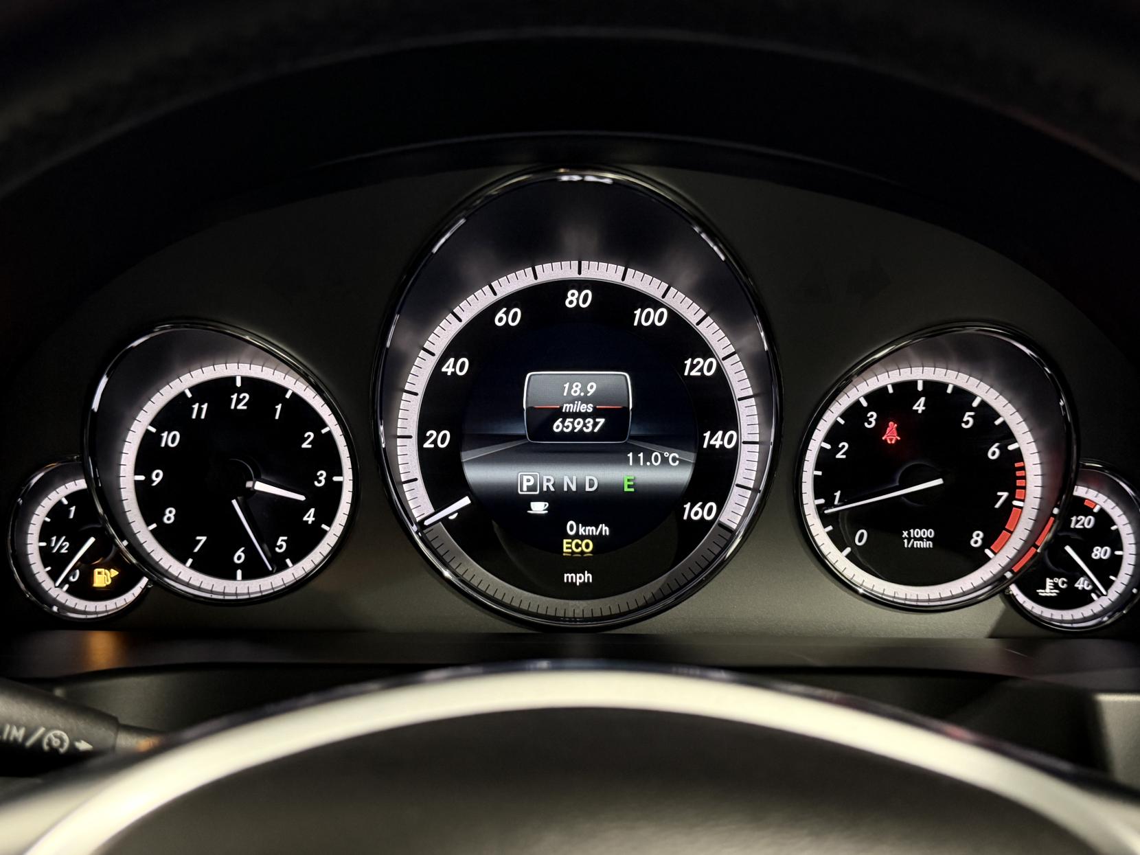 Mercedes-Benz E Class 1.8 E200 BlueEfficiency Sport Coupe 2dr Petrol G-Tronic+ Euro 5 (s/s) (184 ps)