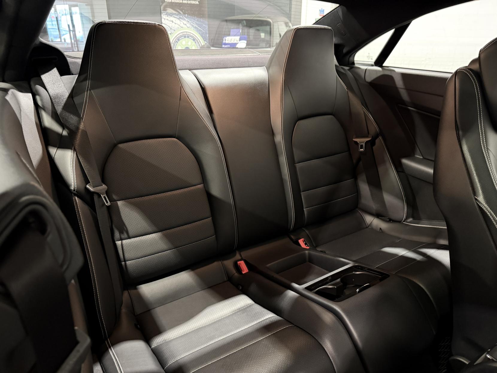 Mercedes-Benz E Class 1.8 E200 BlueEfficiency Sport Coupe 2dr Petrol G-Tronic+ Euro 5 (s/s) (184 ps)