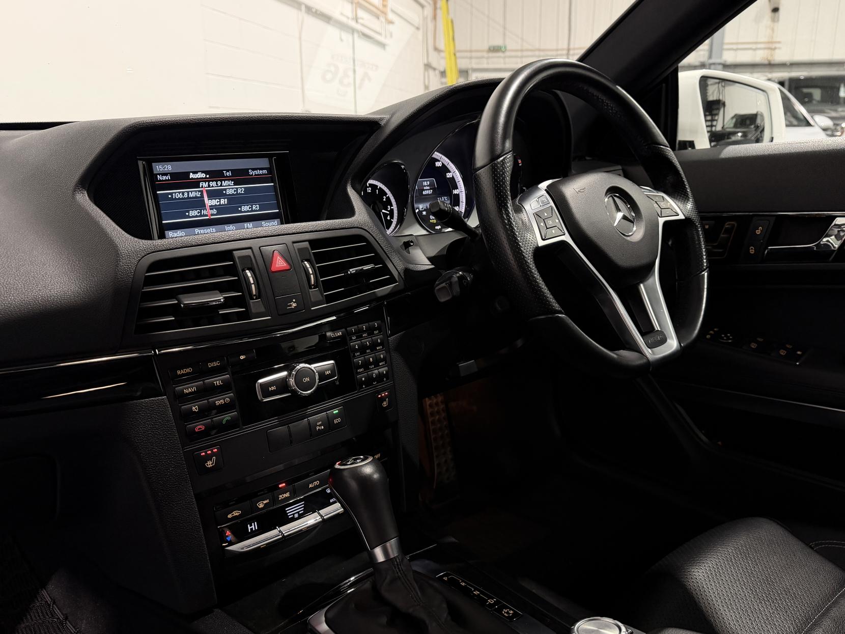 Mercedes-Benz E Class 1.8 E200 BlueEfficiency Sport Coupe 2dr Petrol G-Tronic+ Euro 5 (s/s) (184 ps)