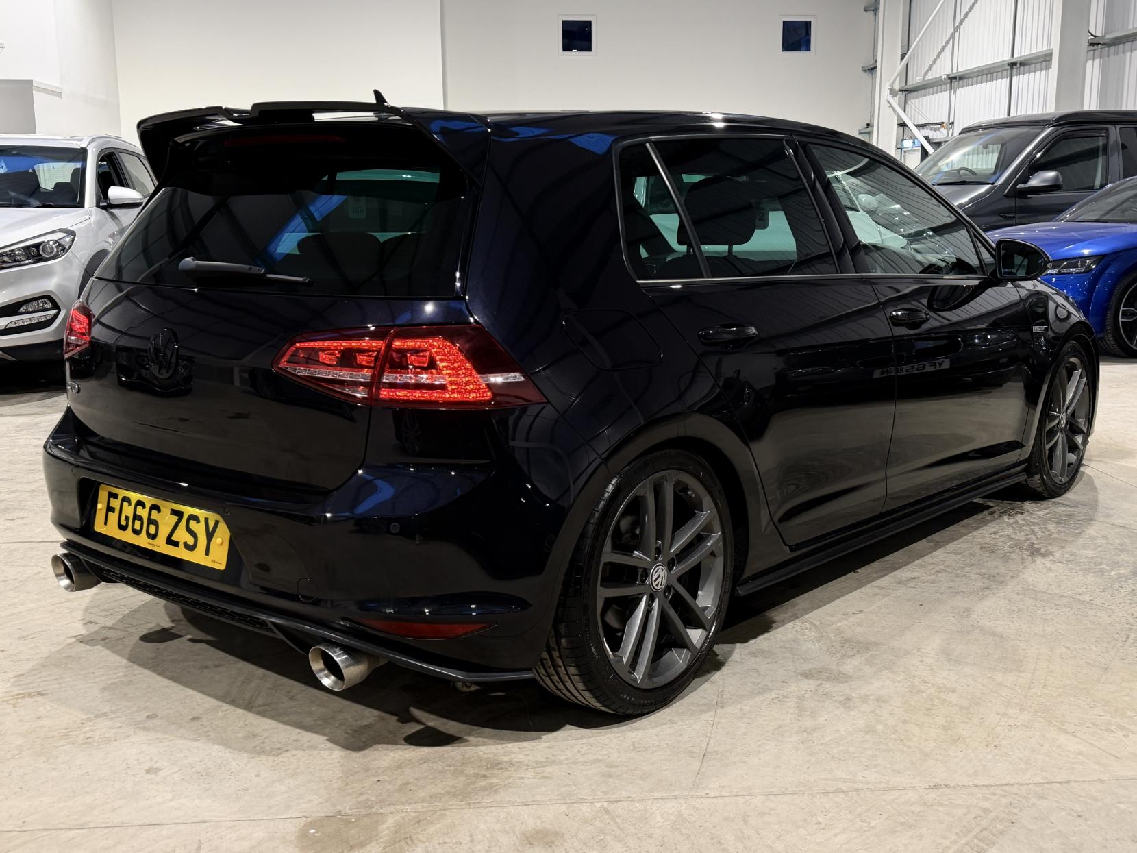 Volkswagen Golf 2.0 TDI BlueMotion Tech GTD Hatchback 5dr Diesel DSG Euro 6 (s/s) (184 ps)