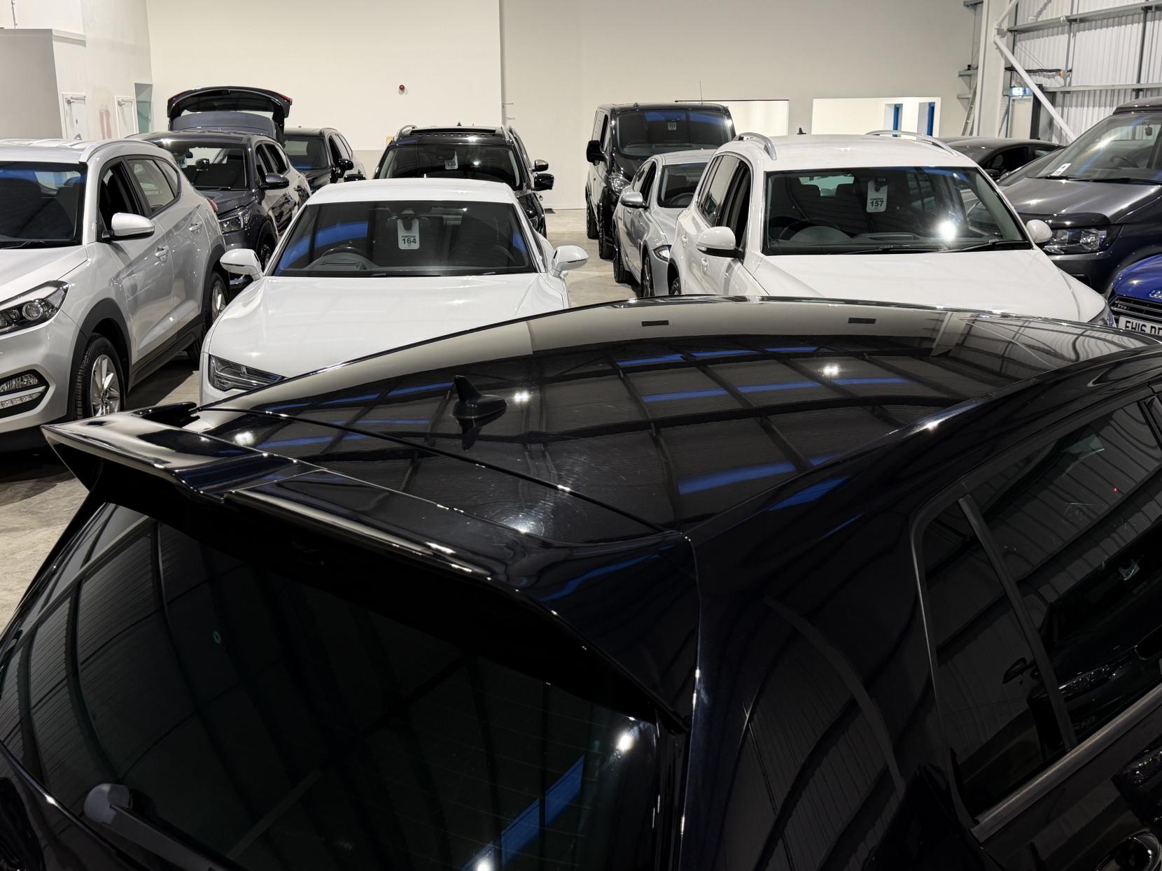 Volkswagen Golf 2.0 TDI BlueMotion Tech GTD Hatchback 5dr Diesel DSG Euro 6 (s/s) (184 ps)