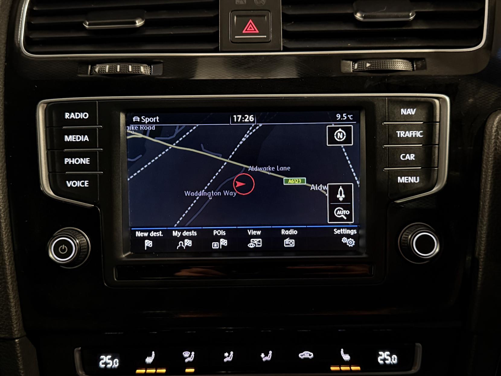 Volkswagen Golf 2.0 TDI BlueMotion Tech GTD Hatchback 5dr Diesel DSG Euro 6 (s/s) (184 ps)