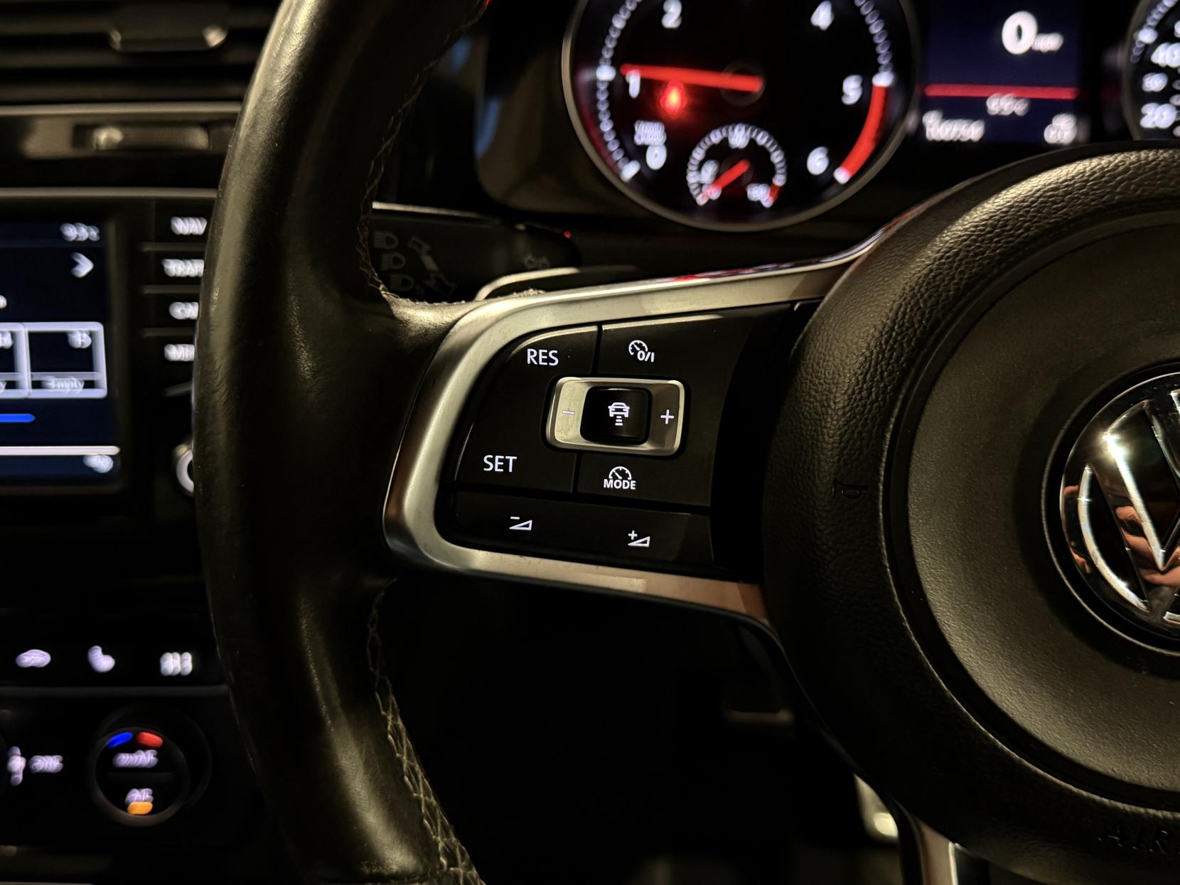 Volkswagen Golf 2.0 TDI BlueMotion Tech GTD Hatchback 5dr Diesel DSG Euro 6 (s/s) (184 ps)