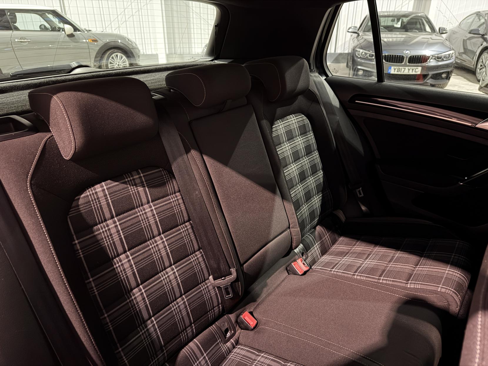 Volkswagen Golf 2.0 TDI BlueMotion Tech GTD Hatchback 5dr Diesel DSG Euro 6 (s/s) (184 ps)