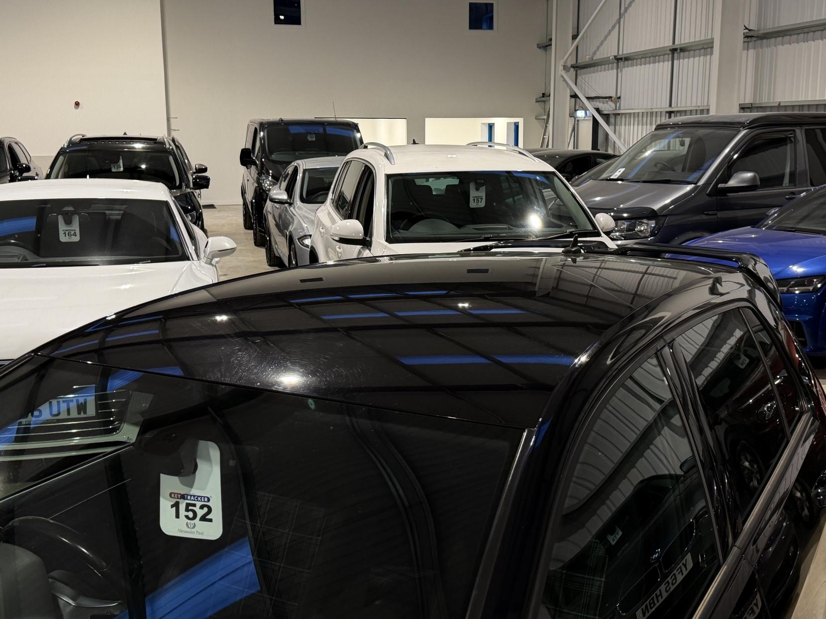 Volkswagen Golf 2.0 TDI BlueMotion Tech GTD Hatchback 5dr Diesel DSG Euro 6 (s/s) (184 ps)