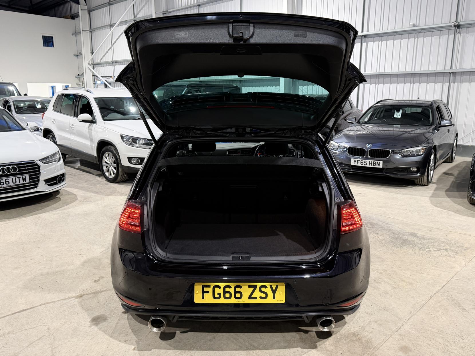 Volkswagen Golf 2.0 TDI BlueMotion Tech GTD Hatchback 5dr Diesel DSG Euro 6 (s/s) (184 ps)