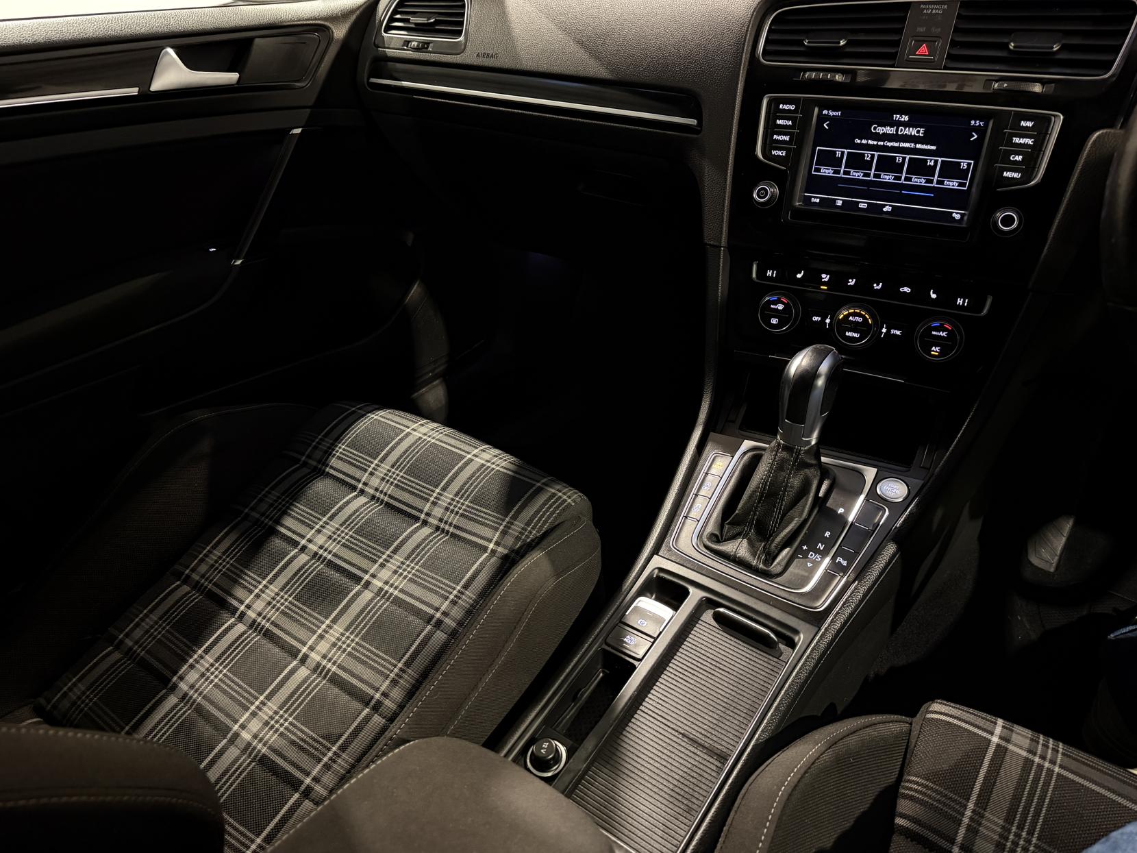 Volkswagen Golf 2.0 TDI BlueMotion Tech GTD Hatchback 5dr Diesel DSG Euro 6 (s/s) (184 ps)