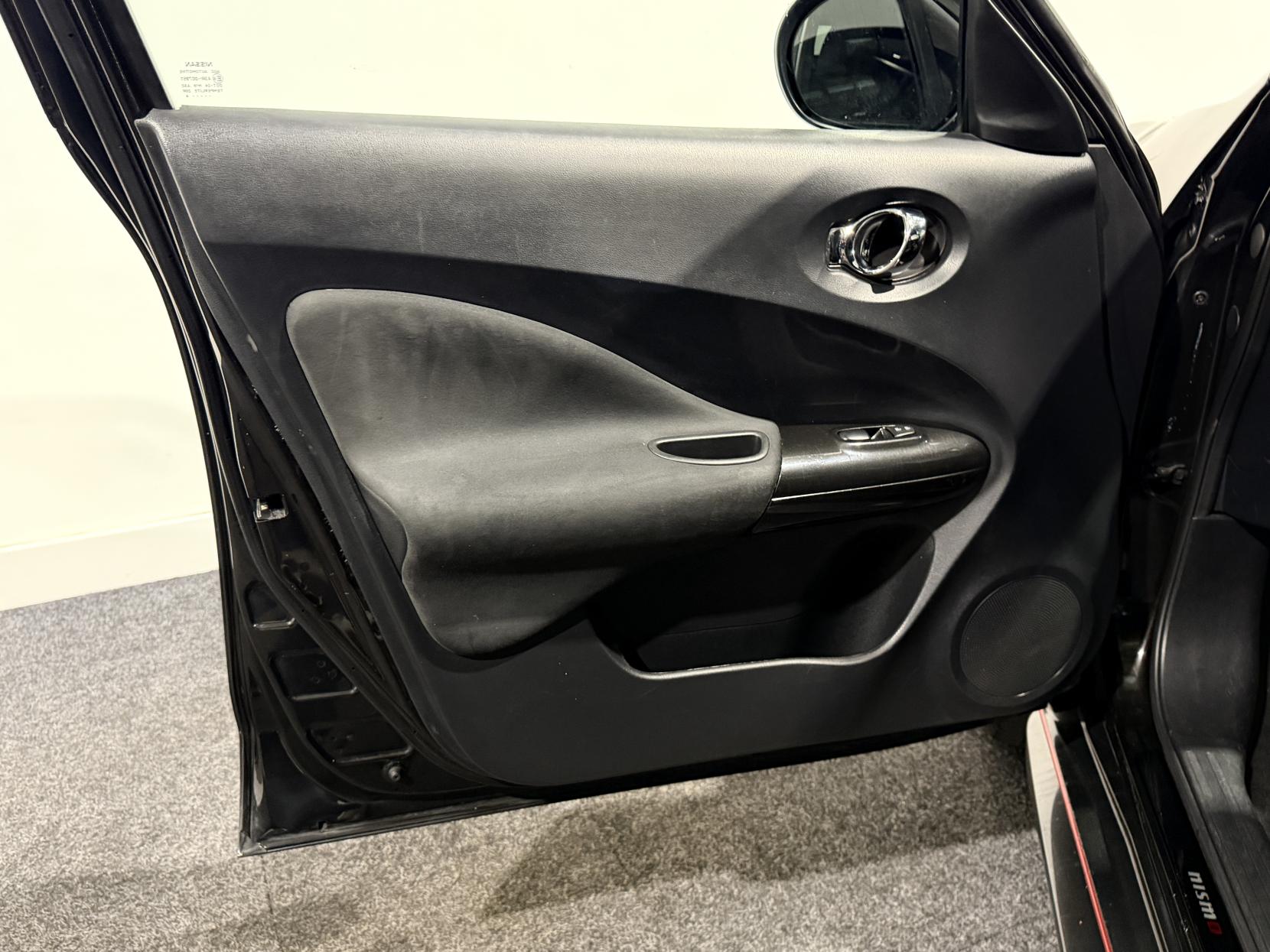 Nissan Juke 1.6 DIG-T Nismo SUV 5dr Petrol Manual Euro 5 (200 ps)