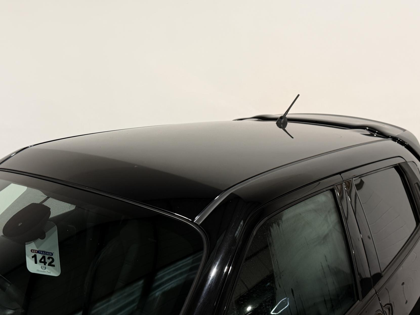 Nissan Juke 1.6 DIG-T Nismo SUV 5dr Petrol Manual Euro 5 (200 ps)