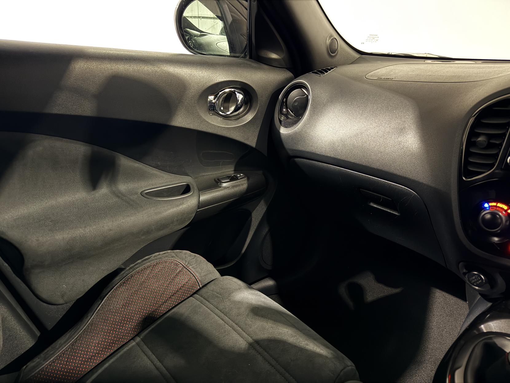 Nissan Juke 1.6 DIG-T Nismo SUV 5dr Petrol Manual Euro 5 (200 ps)