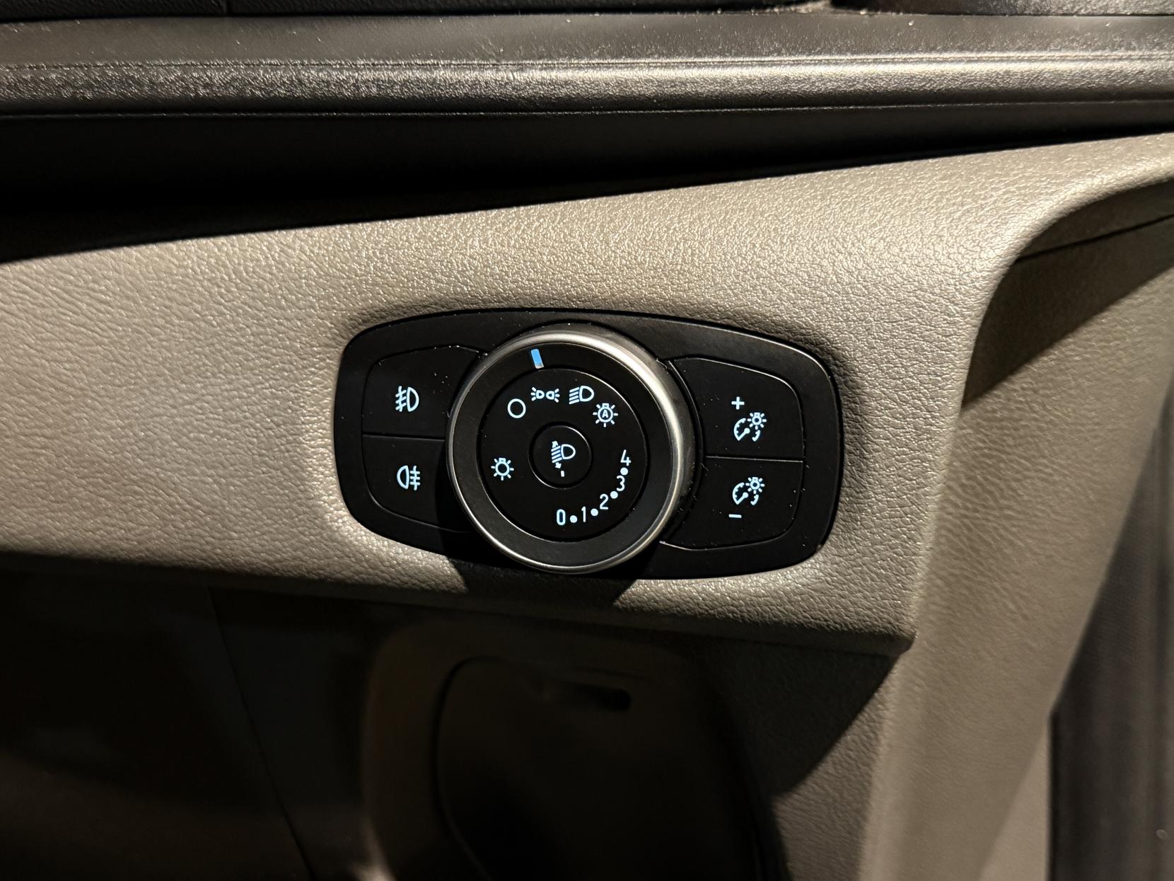 Ford Transit Custom 2.0 300 EcoBlue Trail Panel Van 5dr Diesel Manual L1 H1 Euro 6 (s/s) (130 ps)