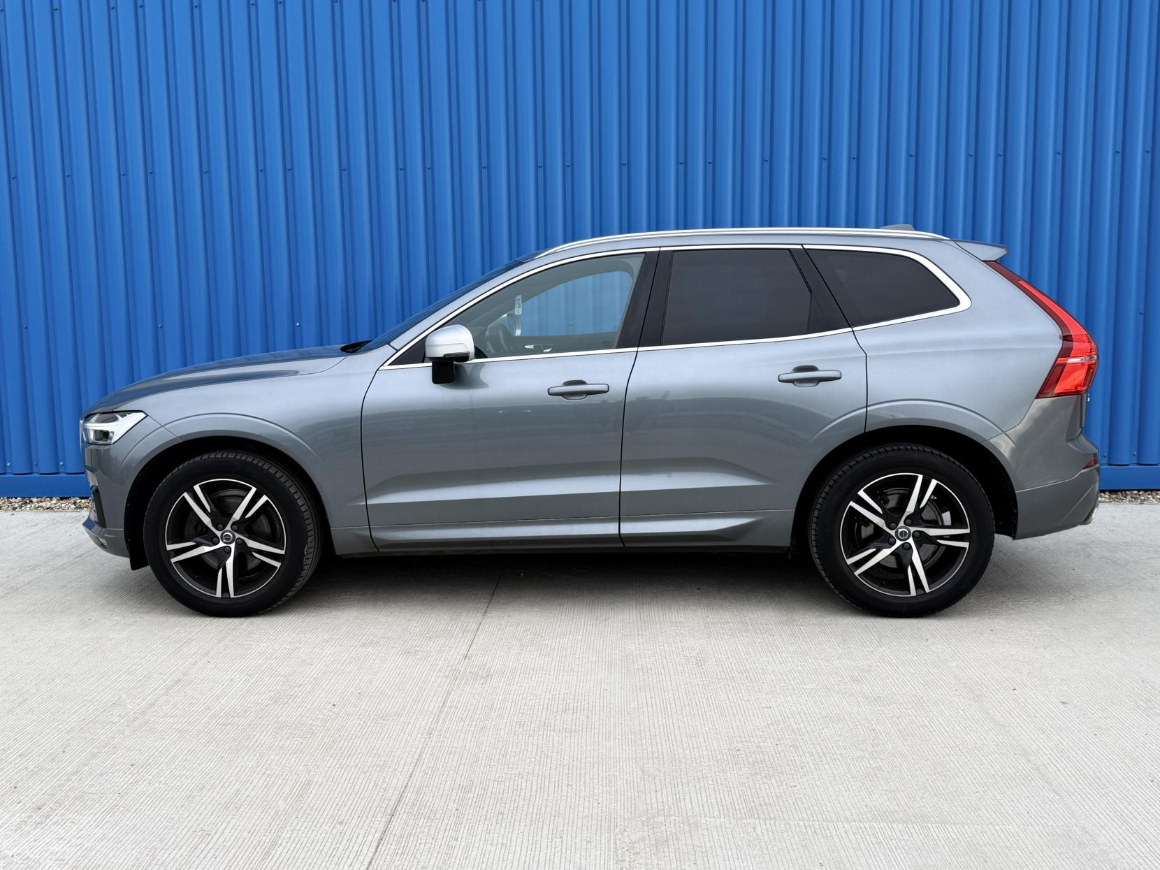 Volvo XC60 2.0 D4 R-Design SUV 5dr Diesel Auto AWD Euro 6 (s/s) (190 ps)