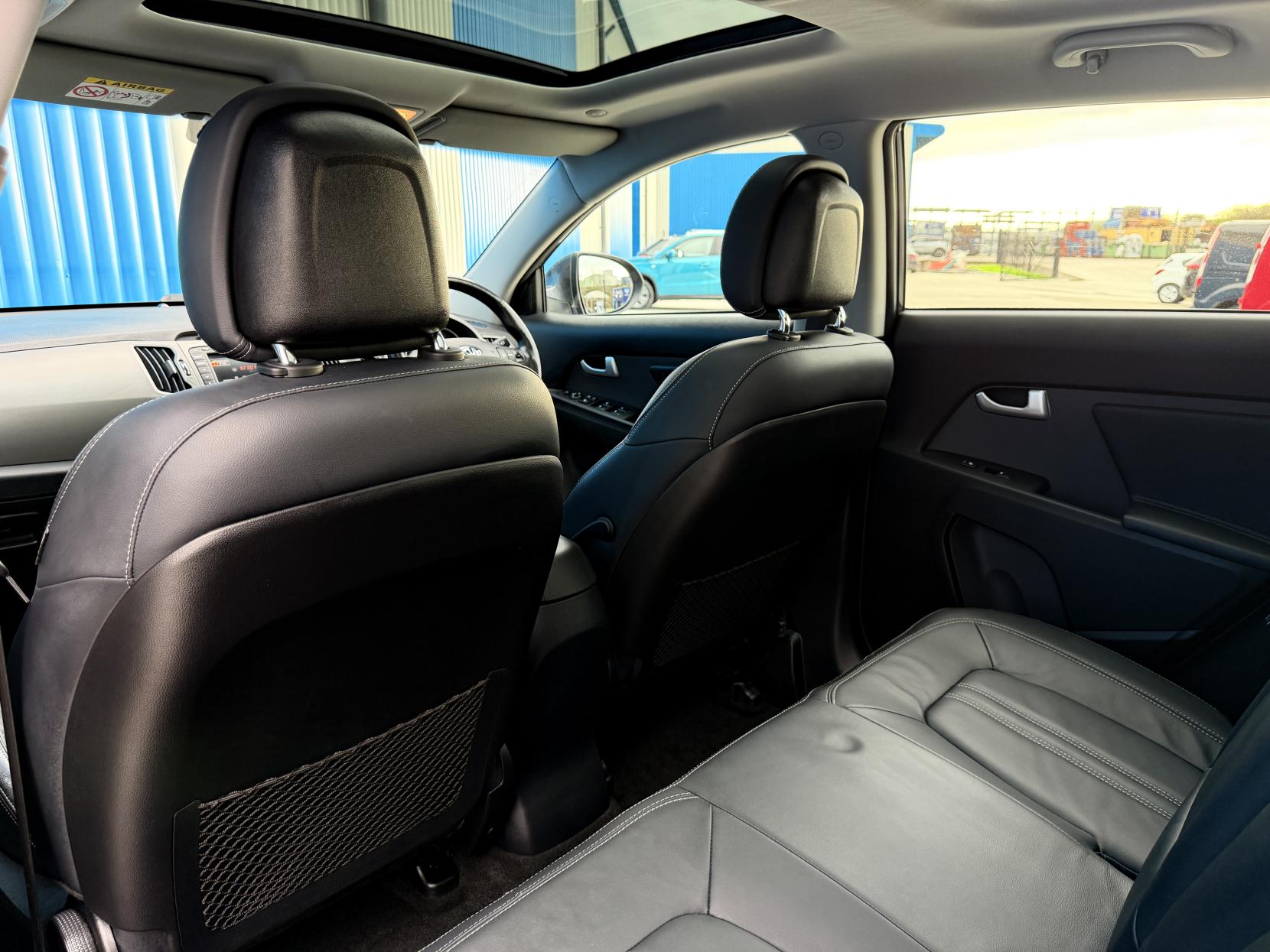 Kia Sportage 1.7 CRDi EcoDynamics 4 SUV 5dr Diesel Manual 2WD Euro 5 (s/s) (114 bhp)