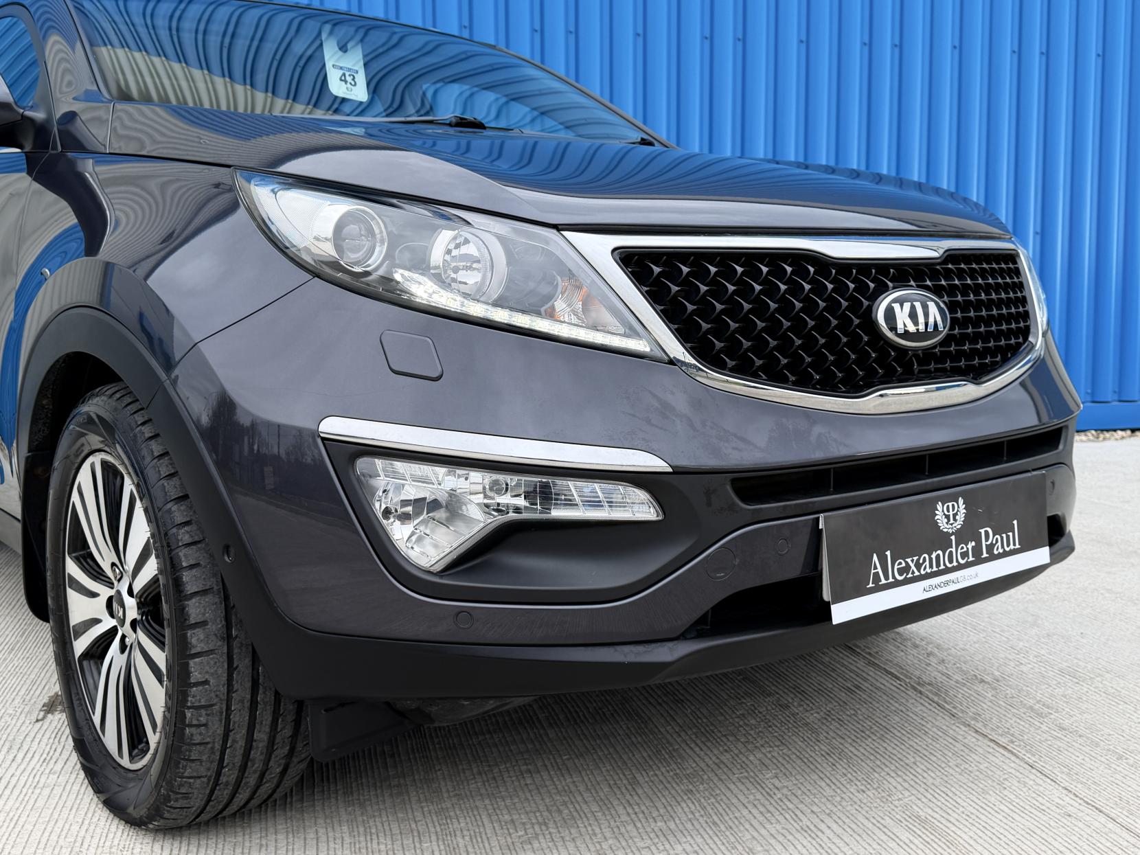 Kia Sportage 1.7 CRDi EcoDynamics 4 SUV 5dr Diesel Manual 2WD Euro 5 (s/s) (114 bhp)