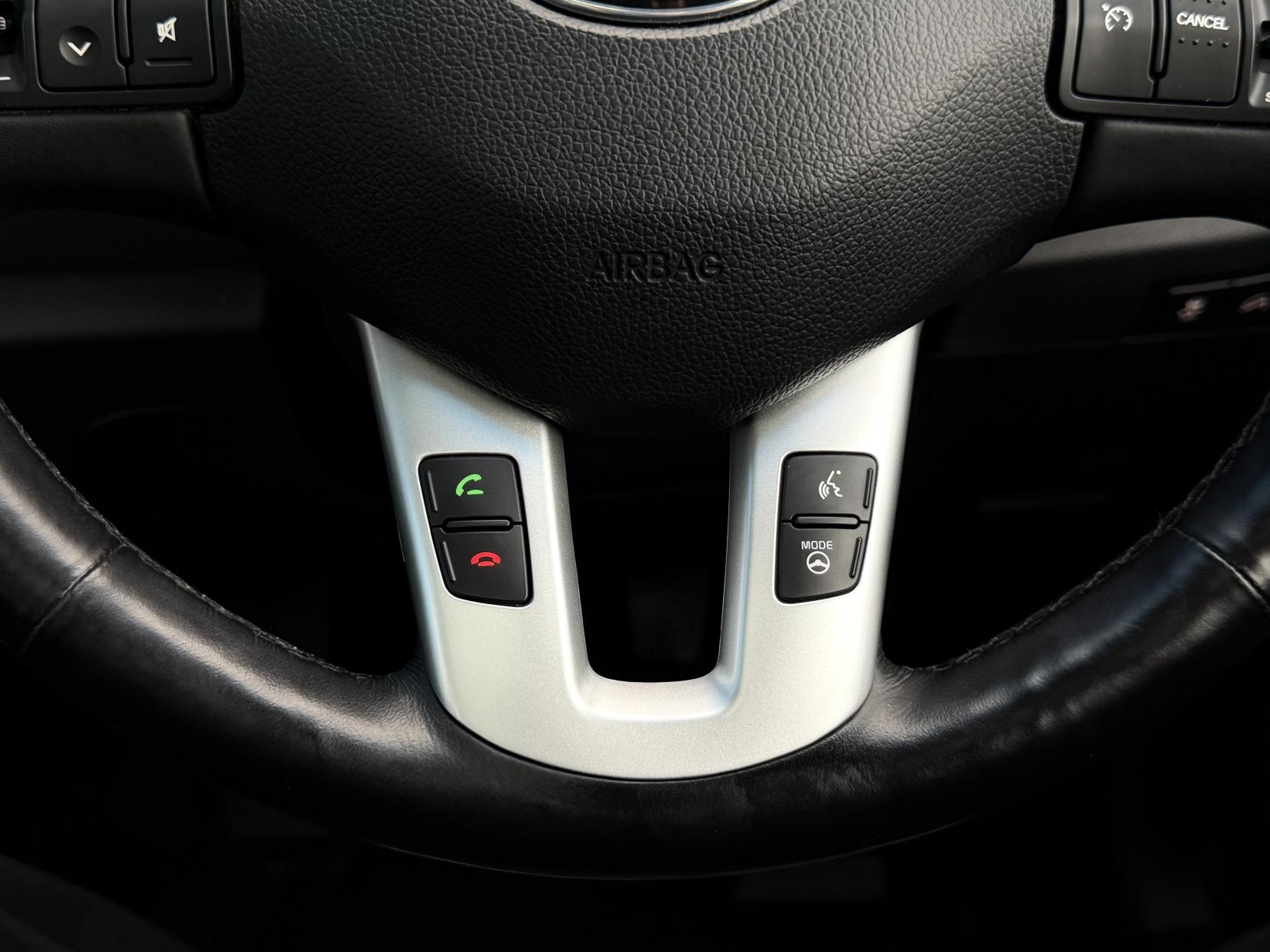 Kia Sportage 1.7 CRDi EcoDynamics 4 SUV 5dr Diesel Manual 2WD Euro 5 (s/s) (114 bhp)