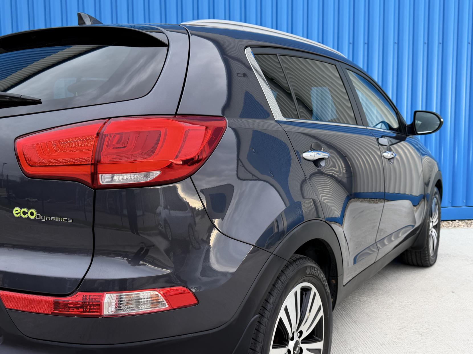 Kia Sportage 1.7 CRDi EcoDynamics 4 SUV 5dr Diesel Manual 2WD Euro 5 (s/s) (114 bhp)