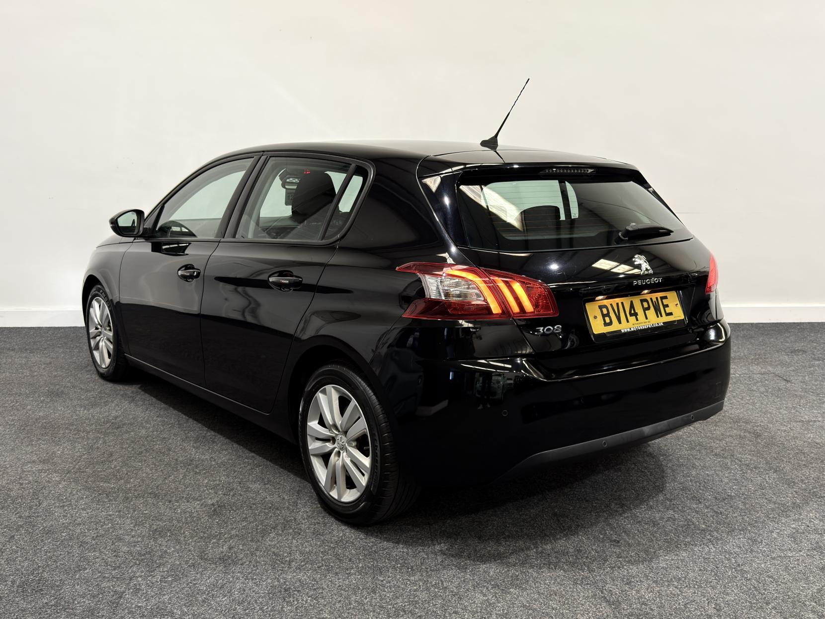 Peugeot 308 1.6 HDi Active Hatchback 5dr Diesel Manual Euro 5 (92 ps)