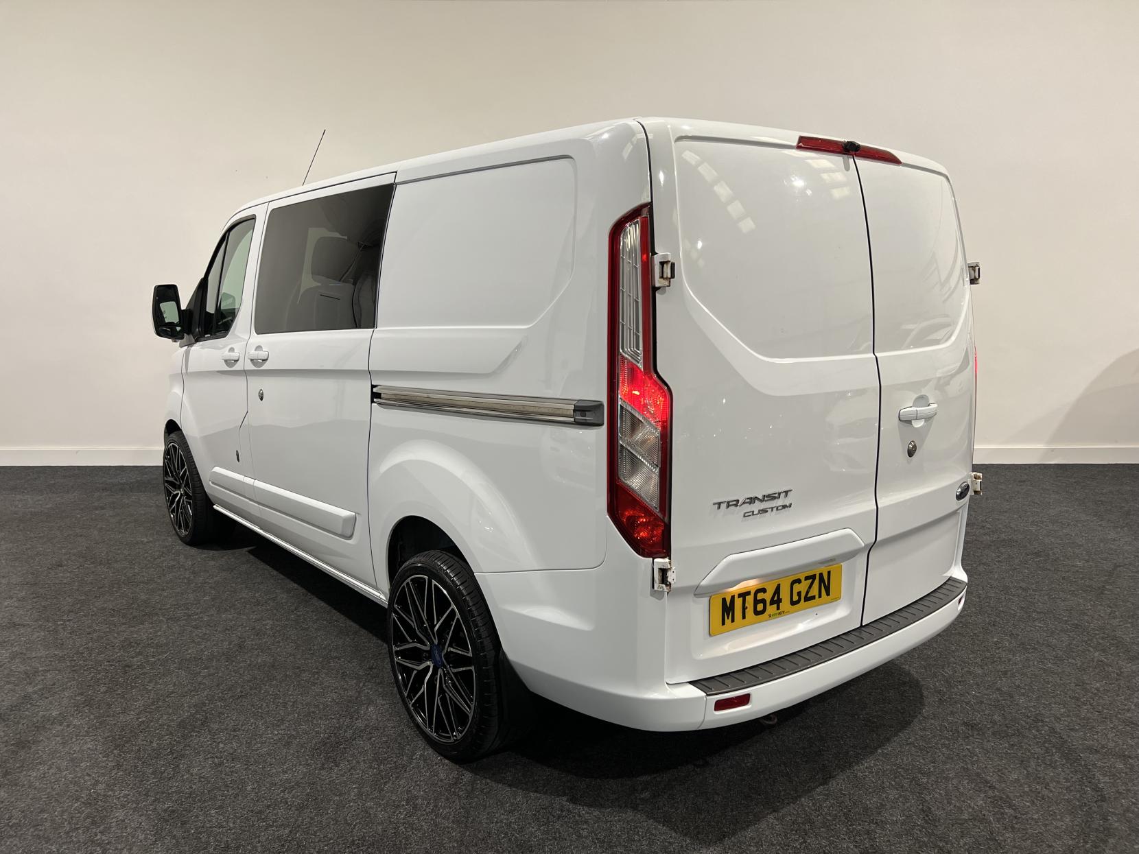 Ford Transit Custom 2.2 TDCi 270 ECOnetic Panel Van 5dr Diesel Manual L1 H1 (162 g/km, 98 bhp)