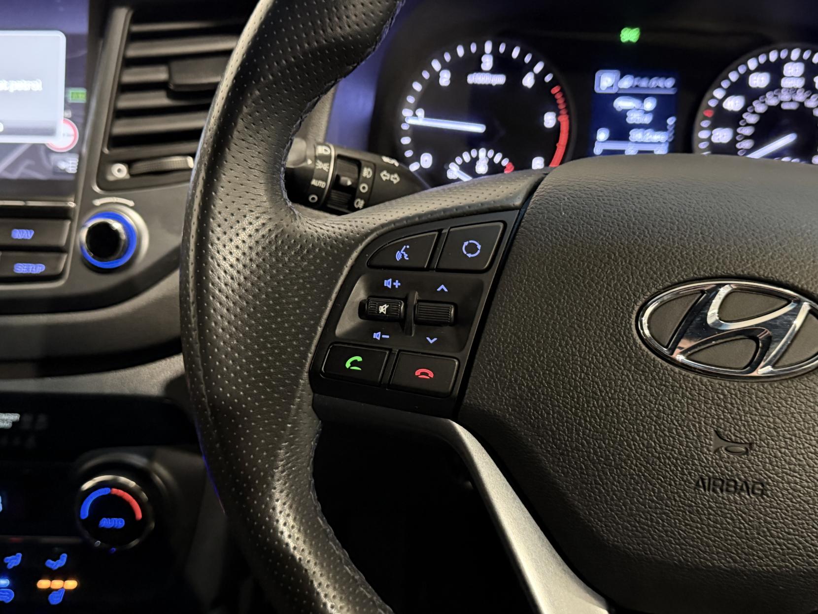 Hyundai TUCSON 1.7 CRDi Blue Drive GO! SE SUV 5dr Diesel DCT Euro 6 (s/s) (141 ps)