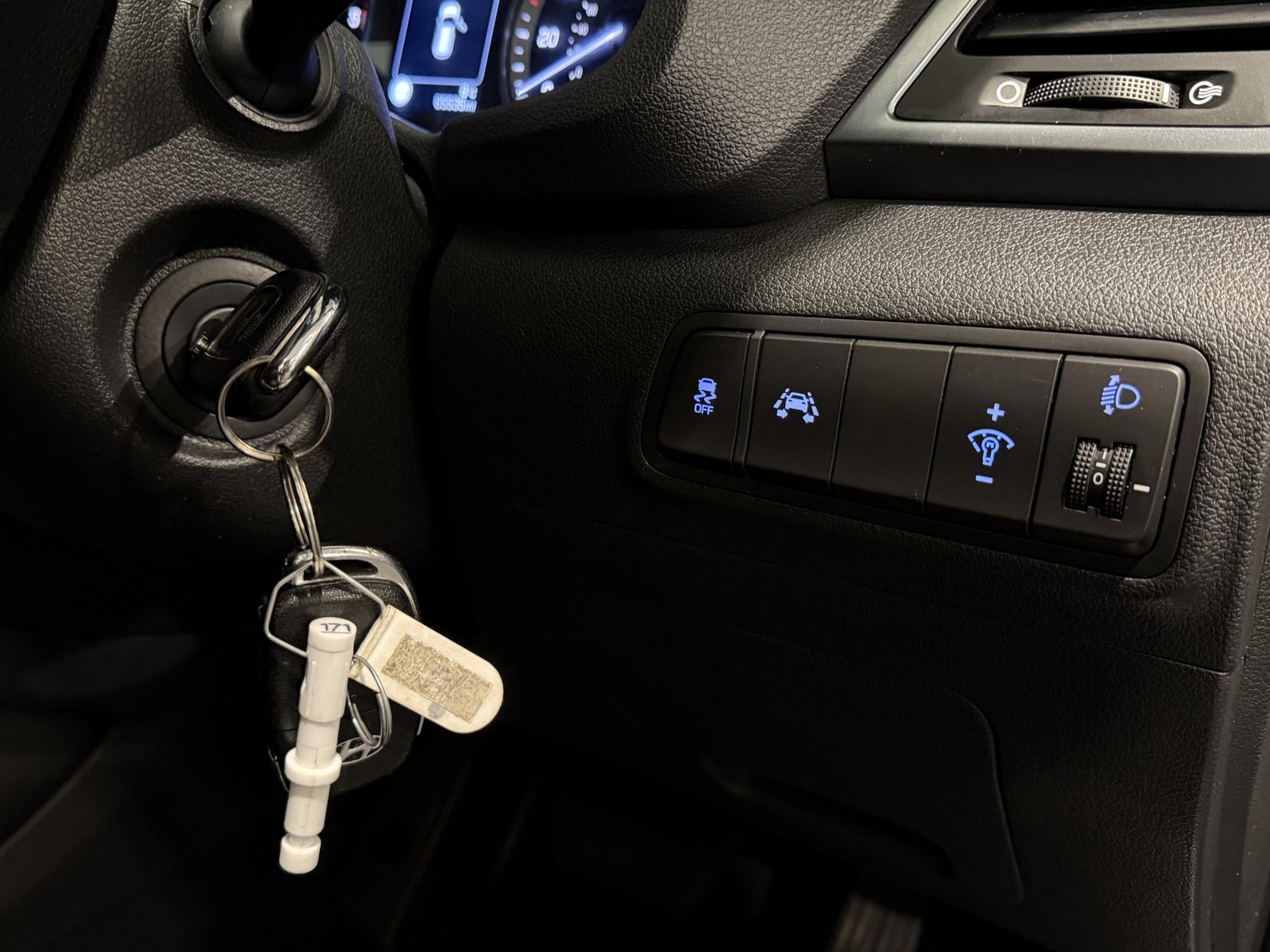 Hyundai TUCSON 1.7 CRDi Blue Drive GO! SE SUV 5dr Diesel DCT Euro 6 (s/s) (141 ps)