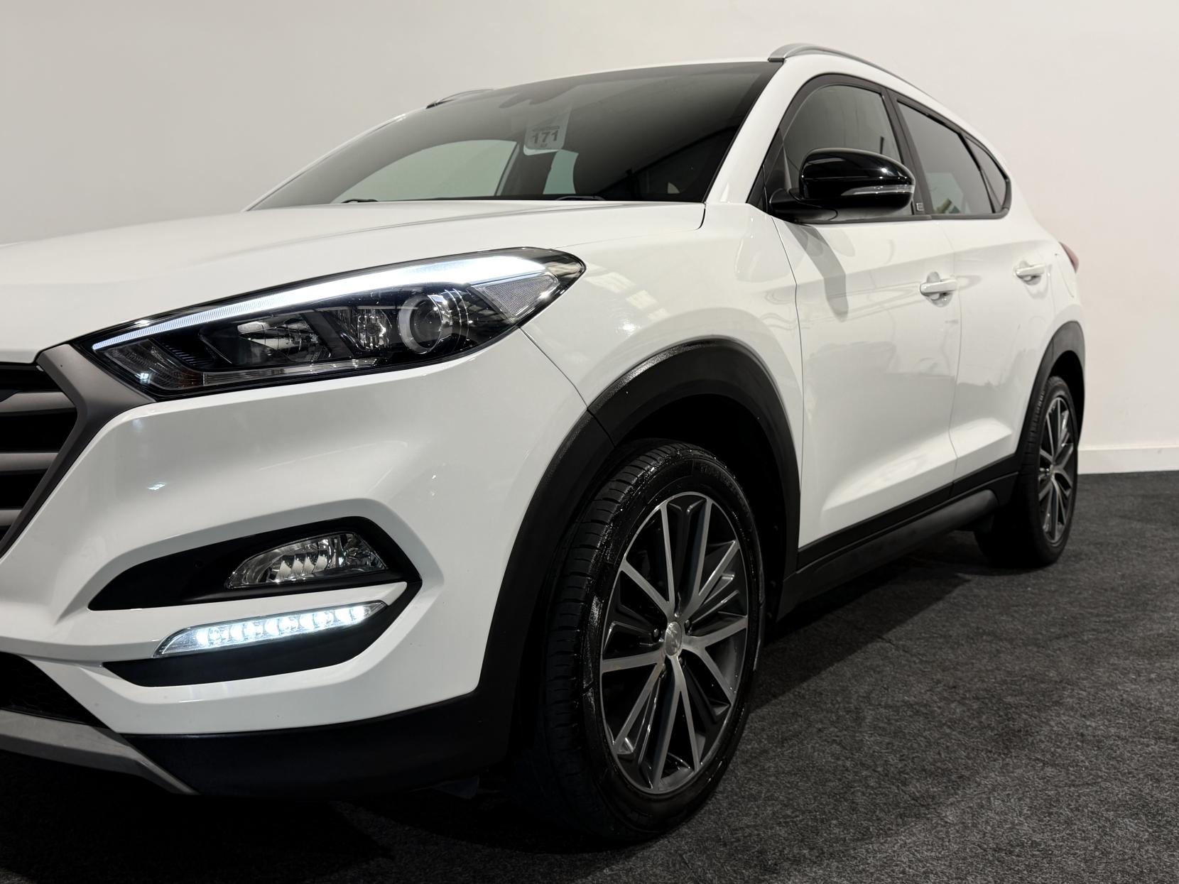 Hyundai TUCSON 1.7 CRDi Blue Drive GO! SE SUV 5dr Diesel DCT Euro 6 (s/s) (141 ps)