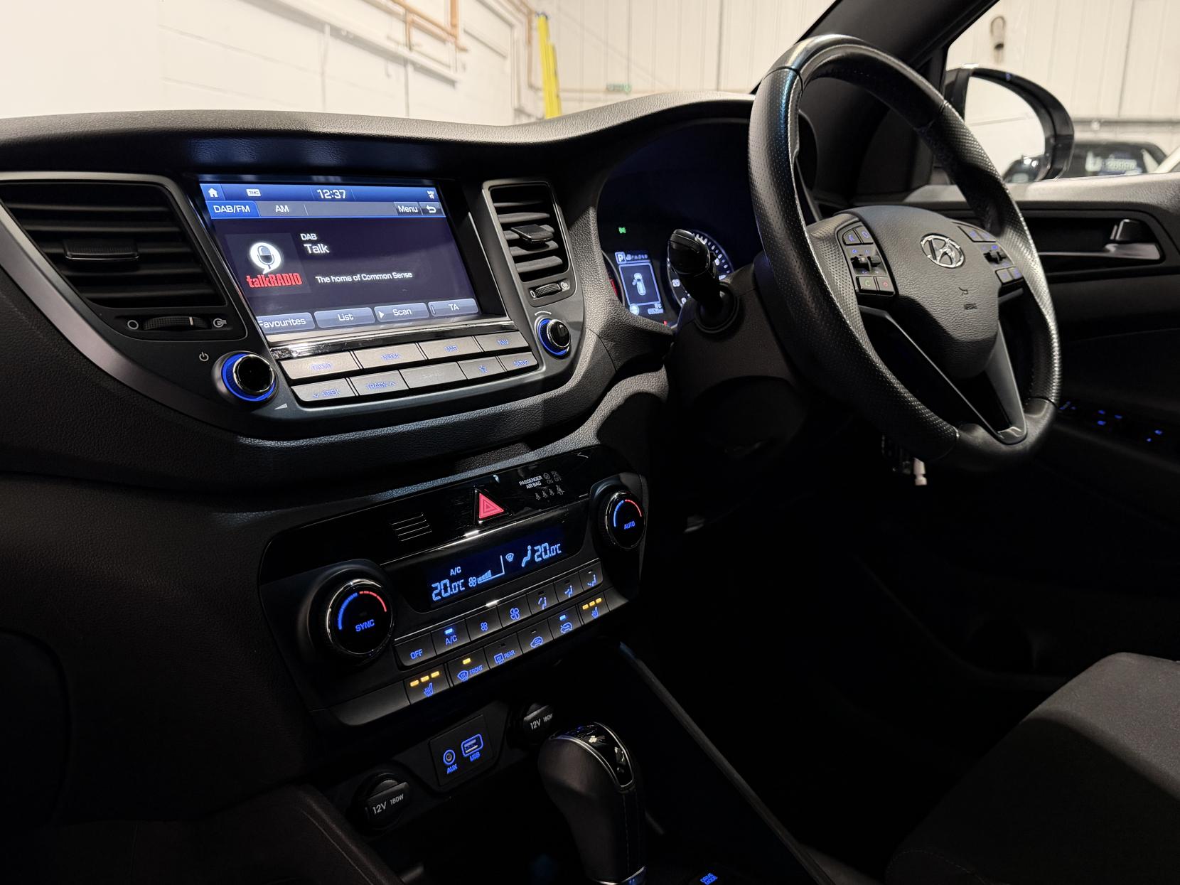 Hyundai TUCSON 1.7 CRDi Blue Drive GO! SE SUV 5dr Diesel DCT Euro 6 (s/s) (141 ps)