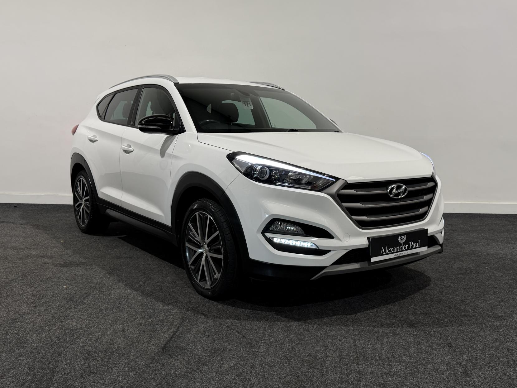 Hyundai TUCSON 1.7 CRDi Blue Drive GO! SE SUV 5dr Diesel DCT Euro 6 (s/s) (141 ps)