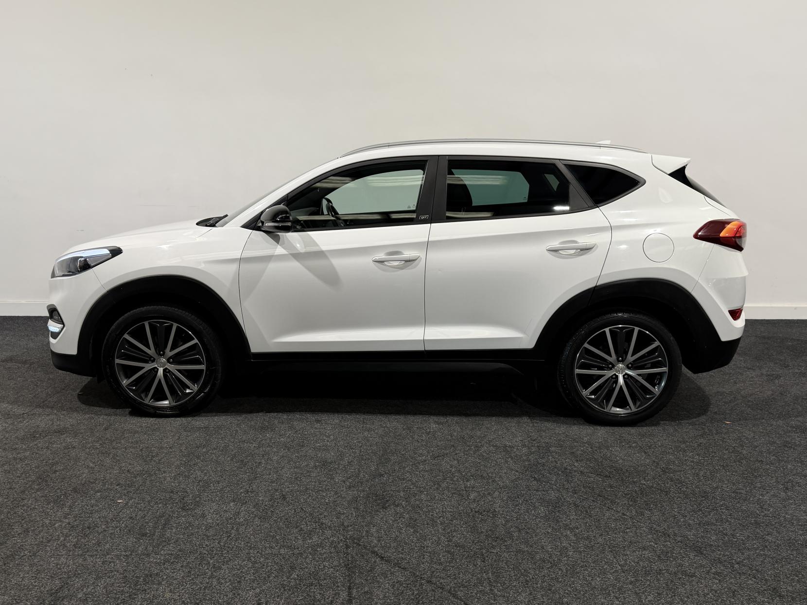 Hyundai TUCSON 1.7 CRDi Blue Drive GO! SE SUV 5dr Diesel DCT Euro 6 (s/s) (141 ps)