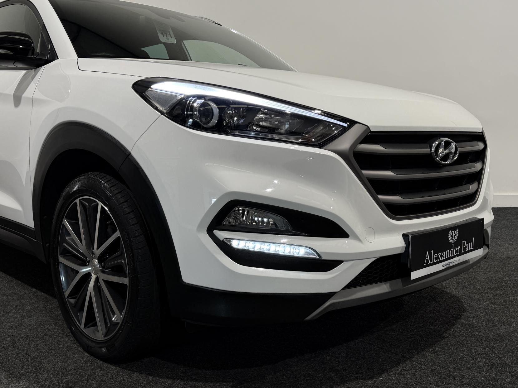 Hyundai TUCSON 1.7 CRDi Blue Drive GO! SE SUV 5dr Diesel DCT Euro 6 (s/s) (141 ps)