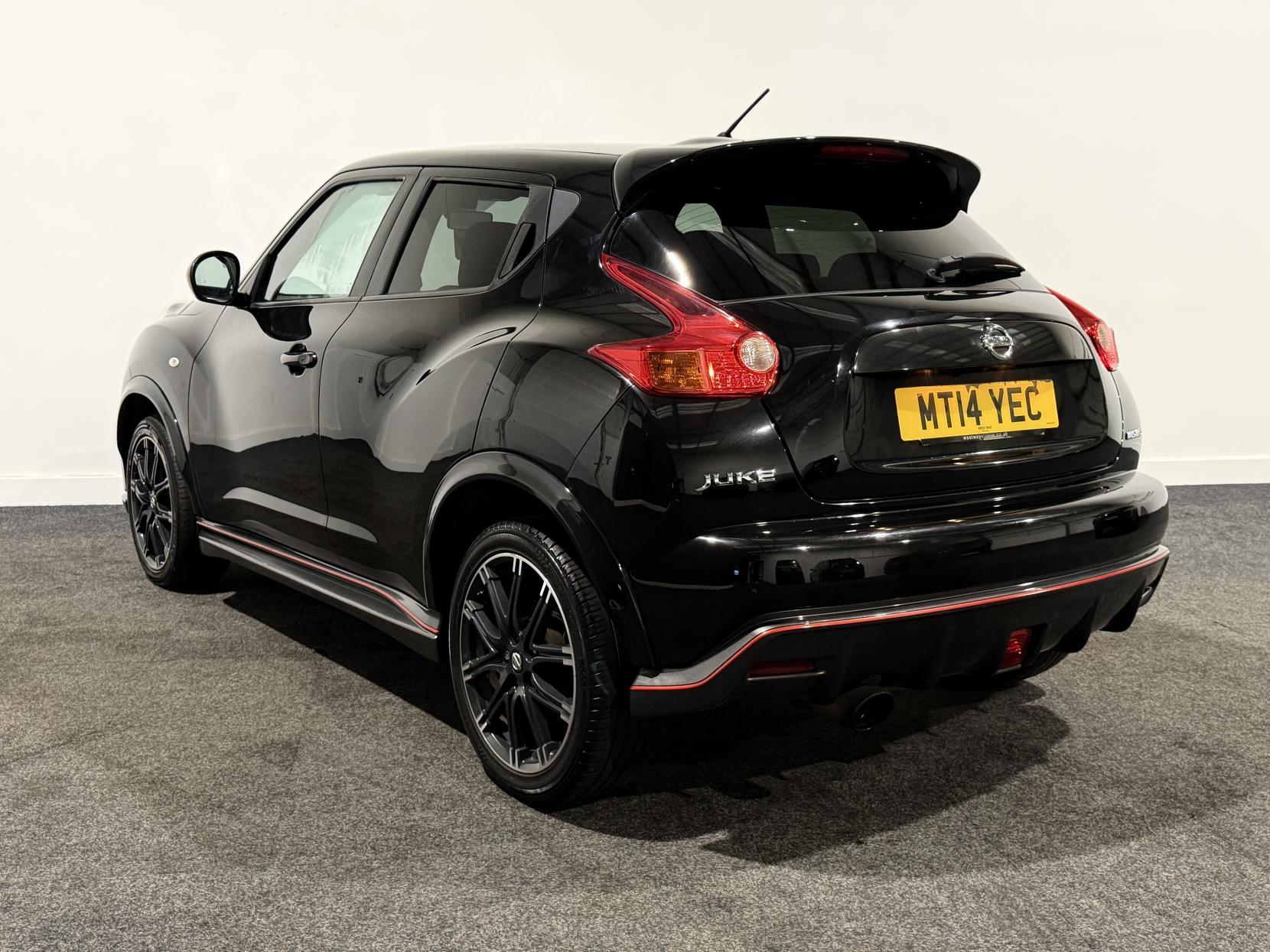 Nissan Juke 1.6 DIG-T Nismo SUV 5dr Petrol Manual Euro 5 (200 ps)