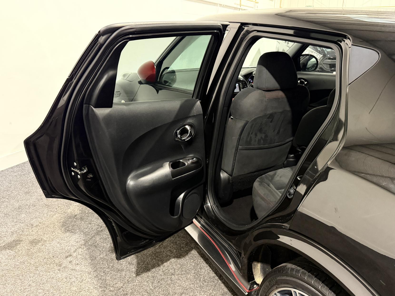 Nissan Juke 1.6 DIG-T Nismo SUV 5dr Petrol Manual Euro 5 (200 ps)