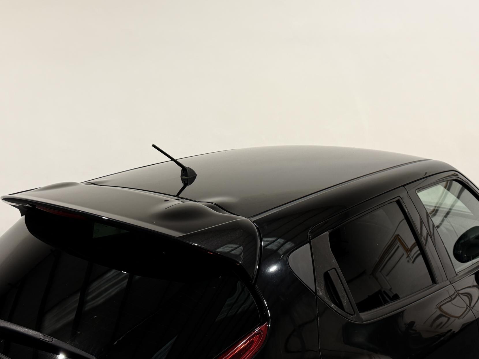 Nissan Juke 1.6 DIG-T Nismo SUV 5dr Petrol Manual Euro 5 (200 ps)