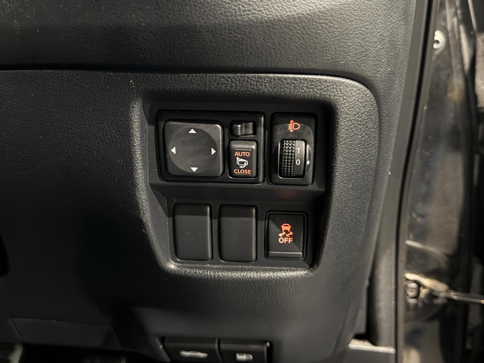 Nissan Juke 1.6 DIG-T Nismo SUV 5dr Petrol Manual Euro 5 (200 ps)