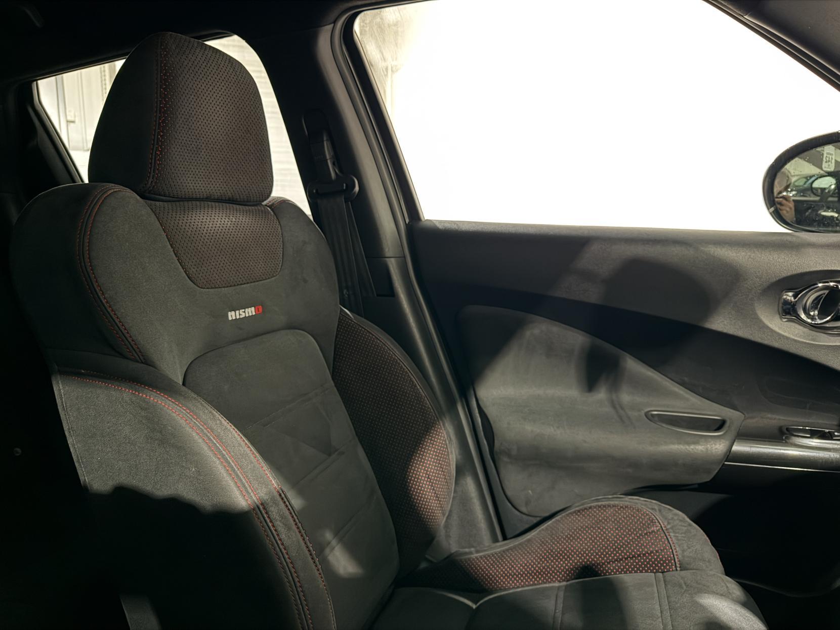 Nissan Juke 1.6 DIG-T Nismo SUV 5dr Petrol Manual Euro 5 (200 ps)