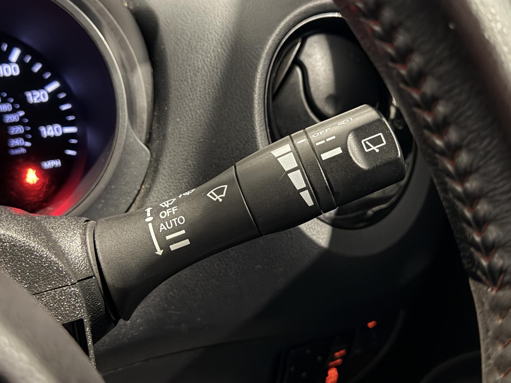 Nissan Juke 1.6 DIG-T Nismo SUV 5dr Petrol Manual Euro 5 (200 ps)