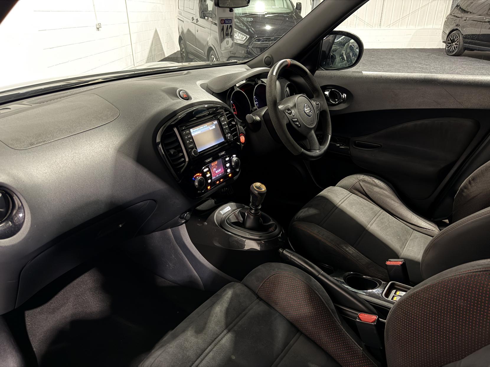 Nissan Juke 1.6 DIG-T Nismo SUV 5dr Petrol Manual Euro 5 (200 ps)