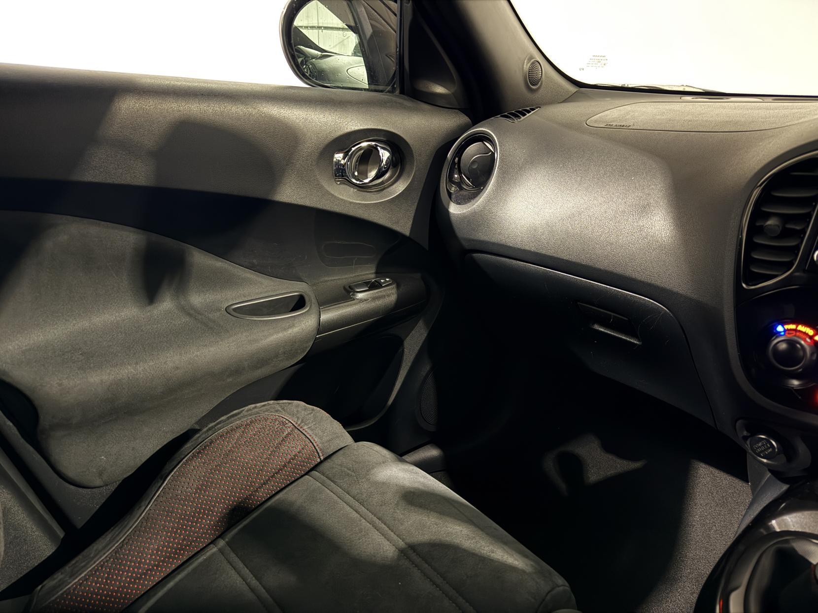 Nissan Juke 1.6 DIG-T Nismo SUV 5dr Petrol Manual Euro 5 (200 ps)