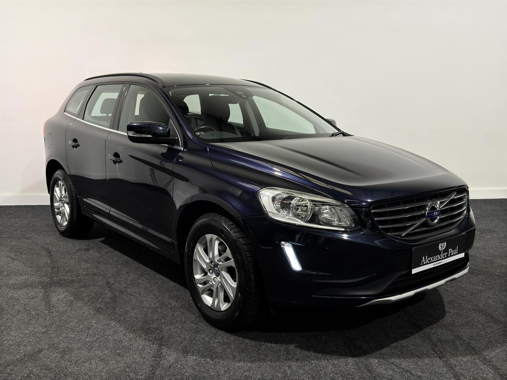 Volvo XC60 2.4 D5 SE Nav SUV 5dr Diesel Manual AWD Euro 6 (s/s) (220 ps)