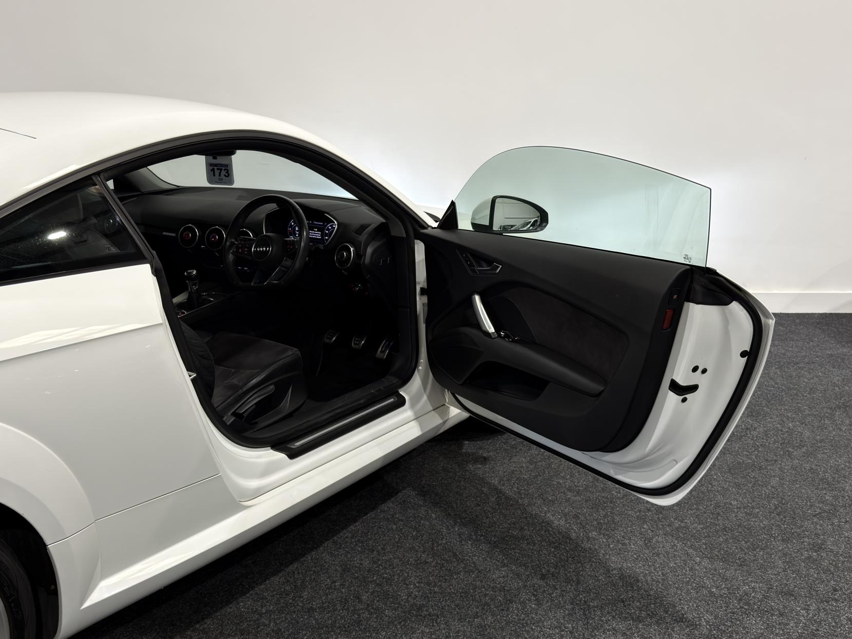 Audi TT 2.0 TDI ultra Sport Coupe 3dr Diesel Manual Euro 6 (s/s) (184 ps)