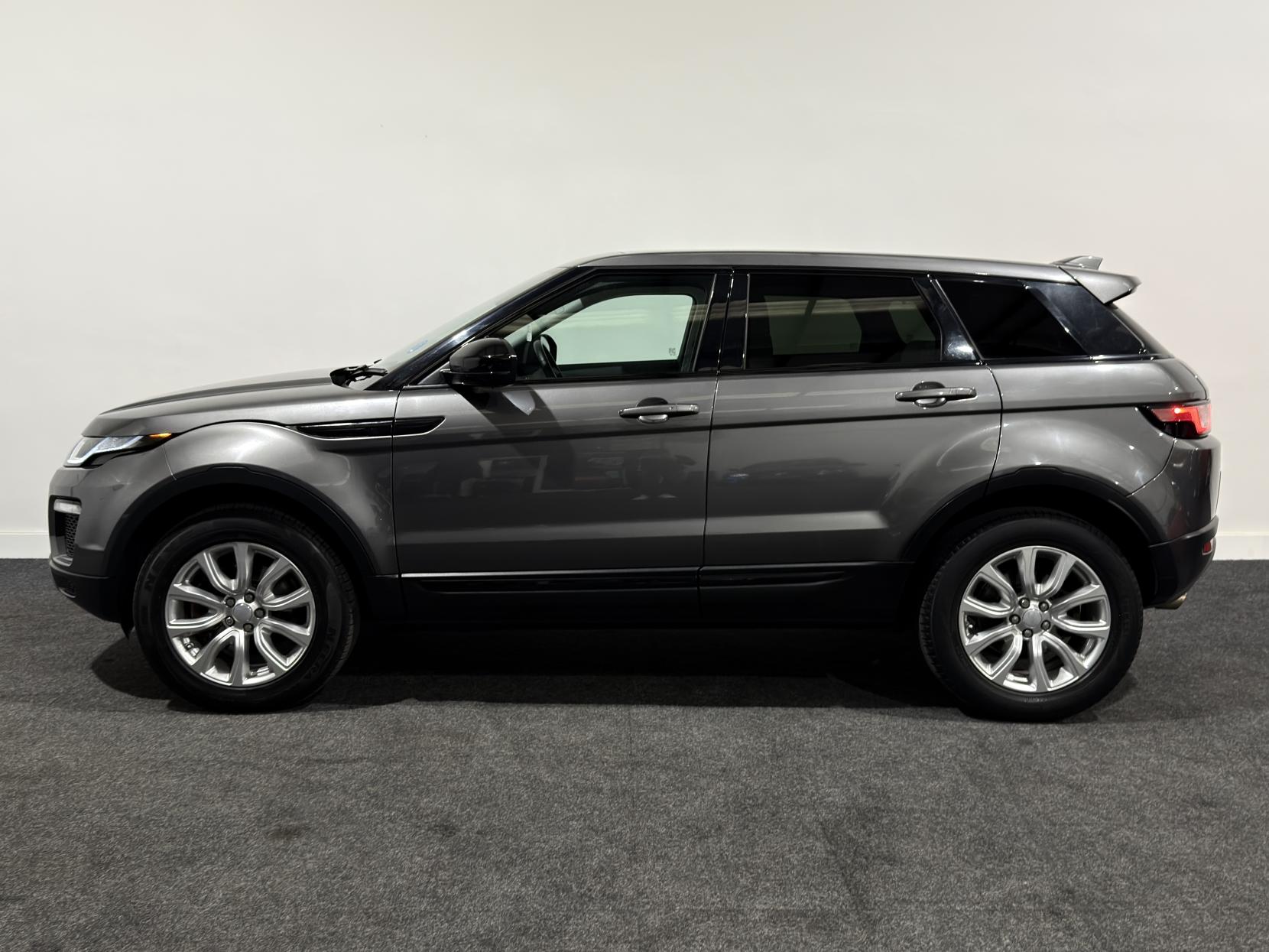 Land Rover Range Rover Evoque 2.0 TD4 SE Tech SUV 5dr Diesel Manual 4WD Euro 6 (s/s) (180 ps)