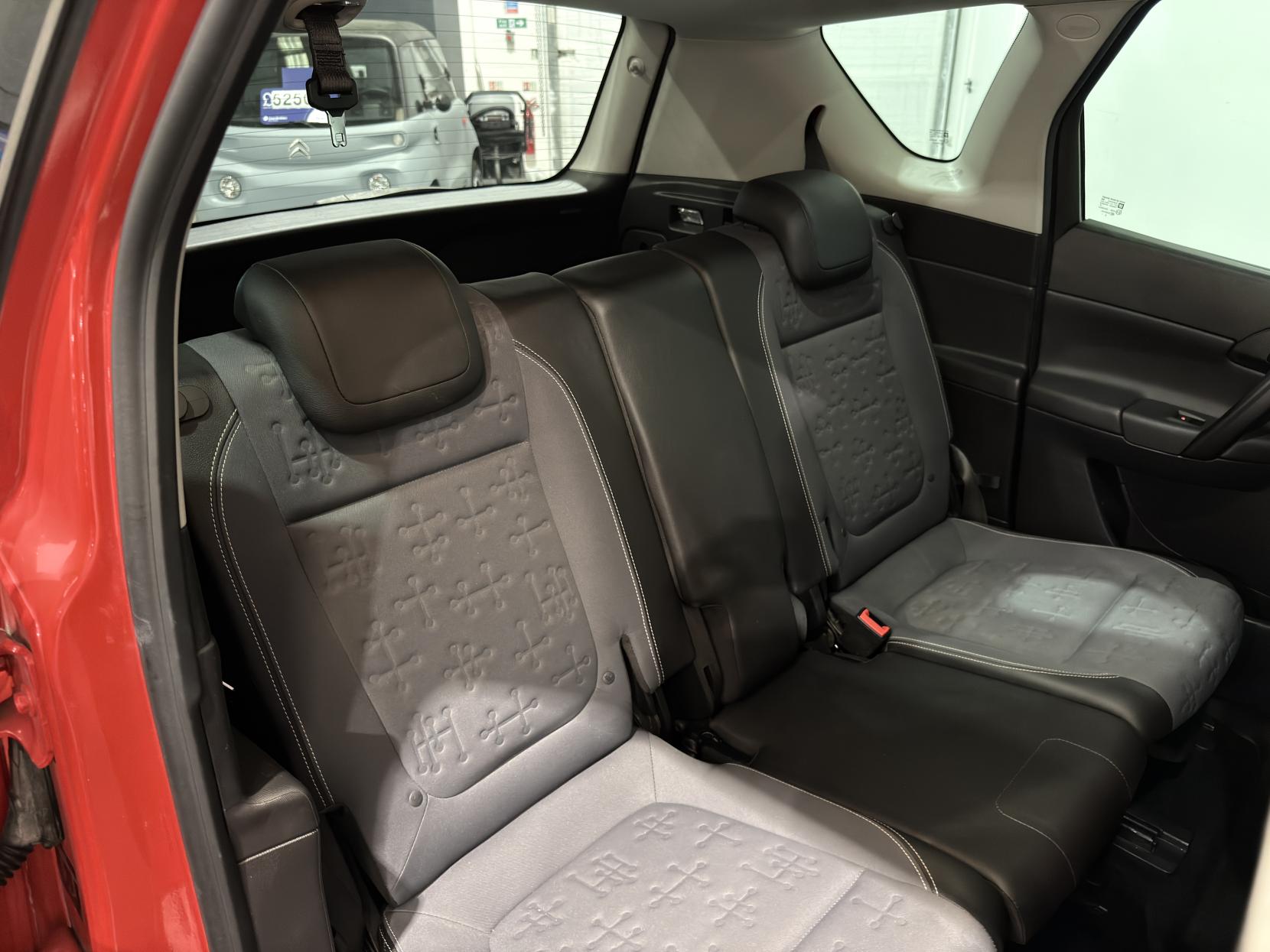 Vauxhall Meriva 1.4i SE MPV 5dr Petrol Manual Euro 6 (100 ps)