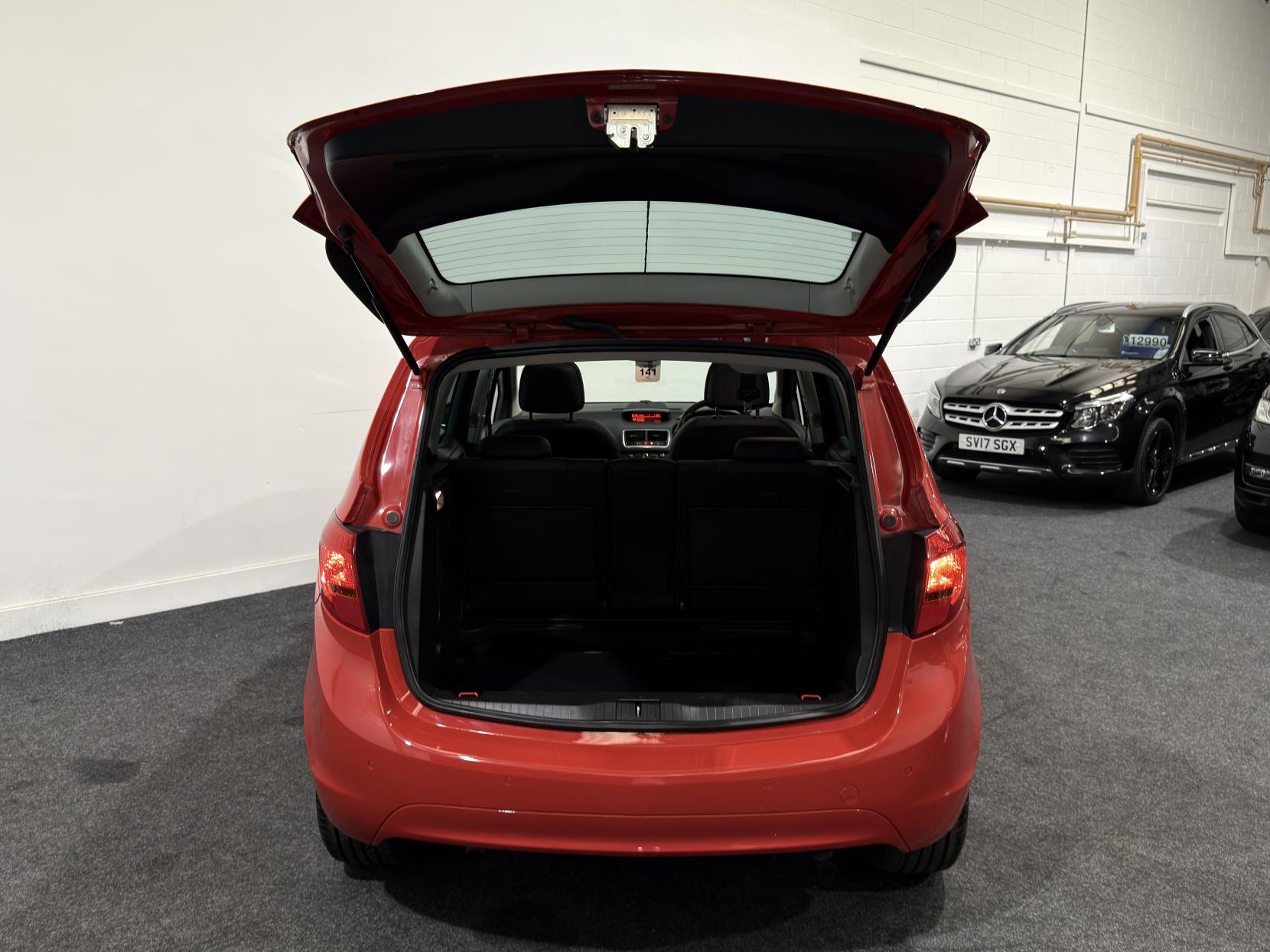 Vauxhall Meriva 1.4i SE MPV 5dr Petrol Manual Euro 6 (100 ps)