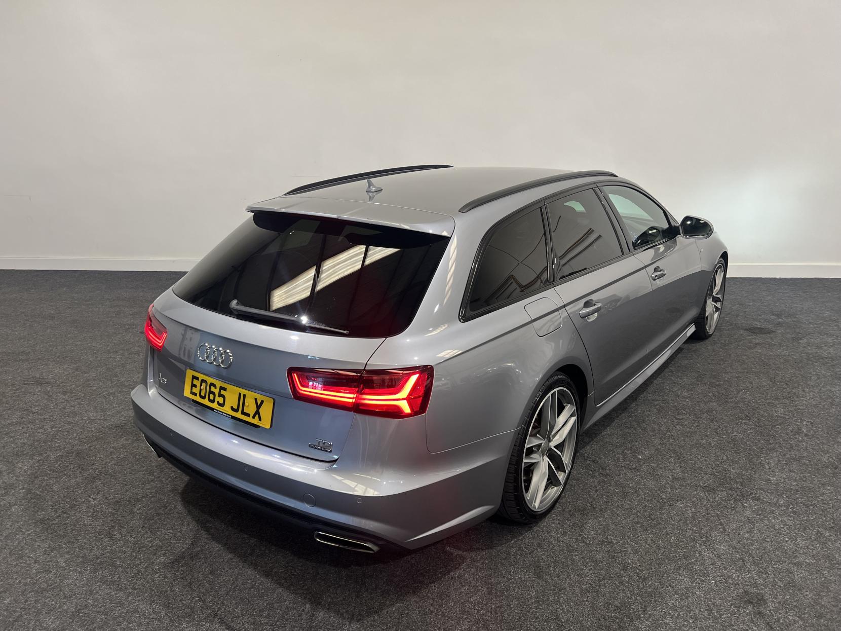 Audi A6 Avant 3.0 TDI V6 Black Edition Estate 5dr Diesel S Tronic quattro Euro 6 (s/s) (218 ps)