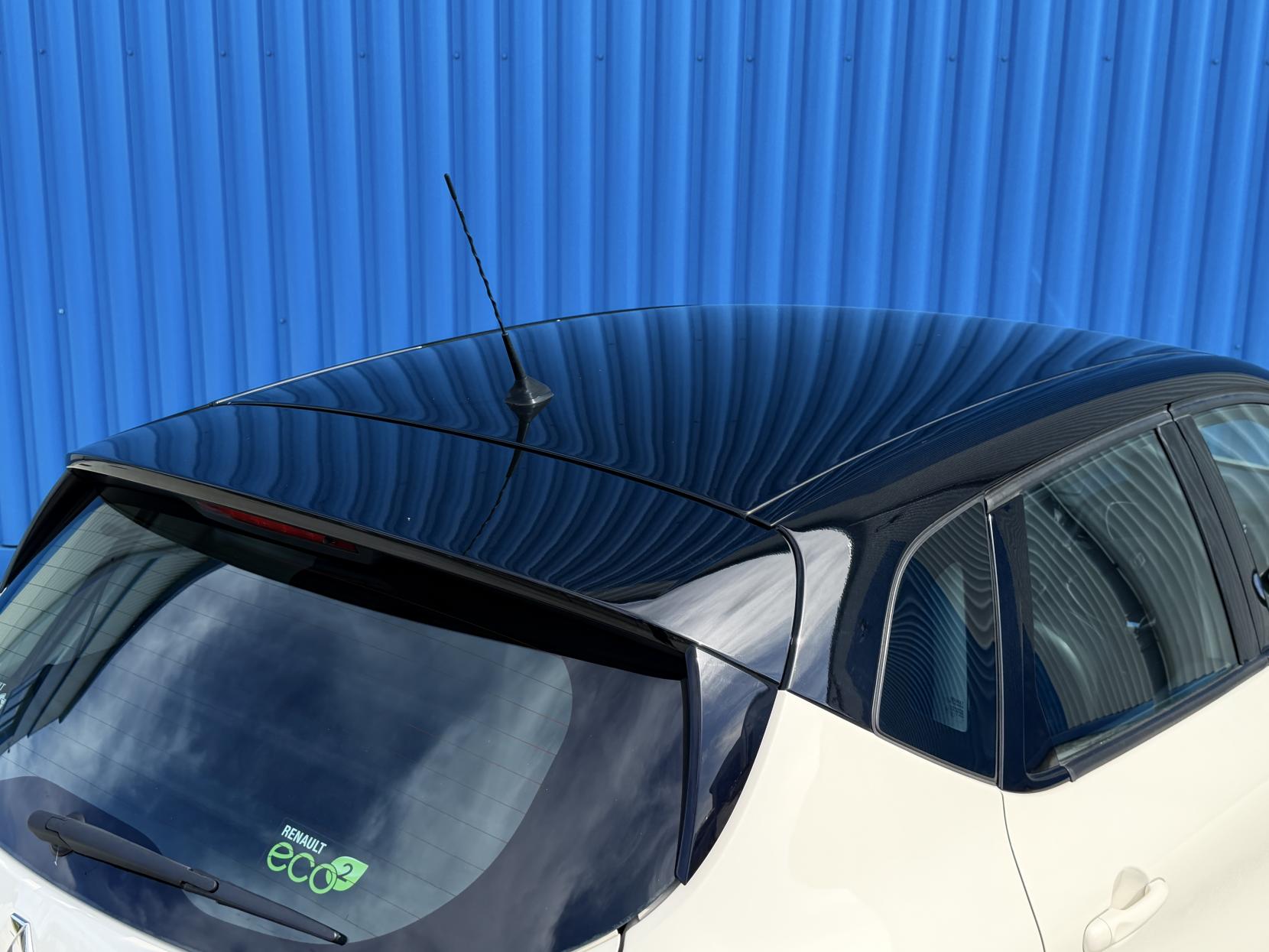 Renault Captur 1.5 dCi Dynamique MediaNav SUV 5dr Diesel EDC Euro 5 (90 ps)