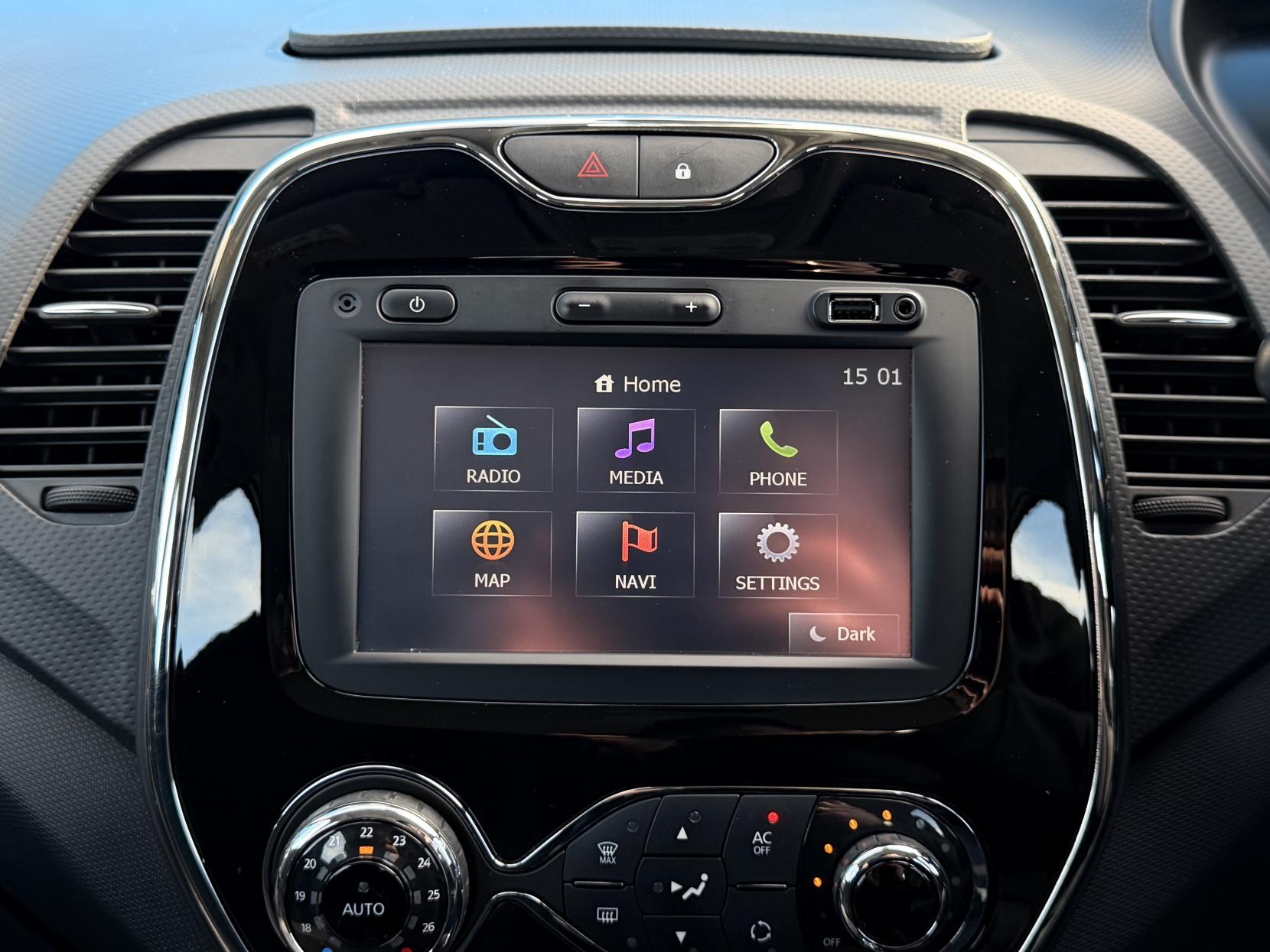 Renault Captur 1.5 dCi Dynamique MediaNav SUV 5dr Diesel EDC Euro 5 (90 ps)