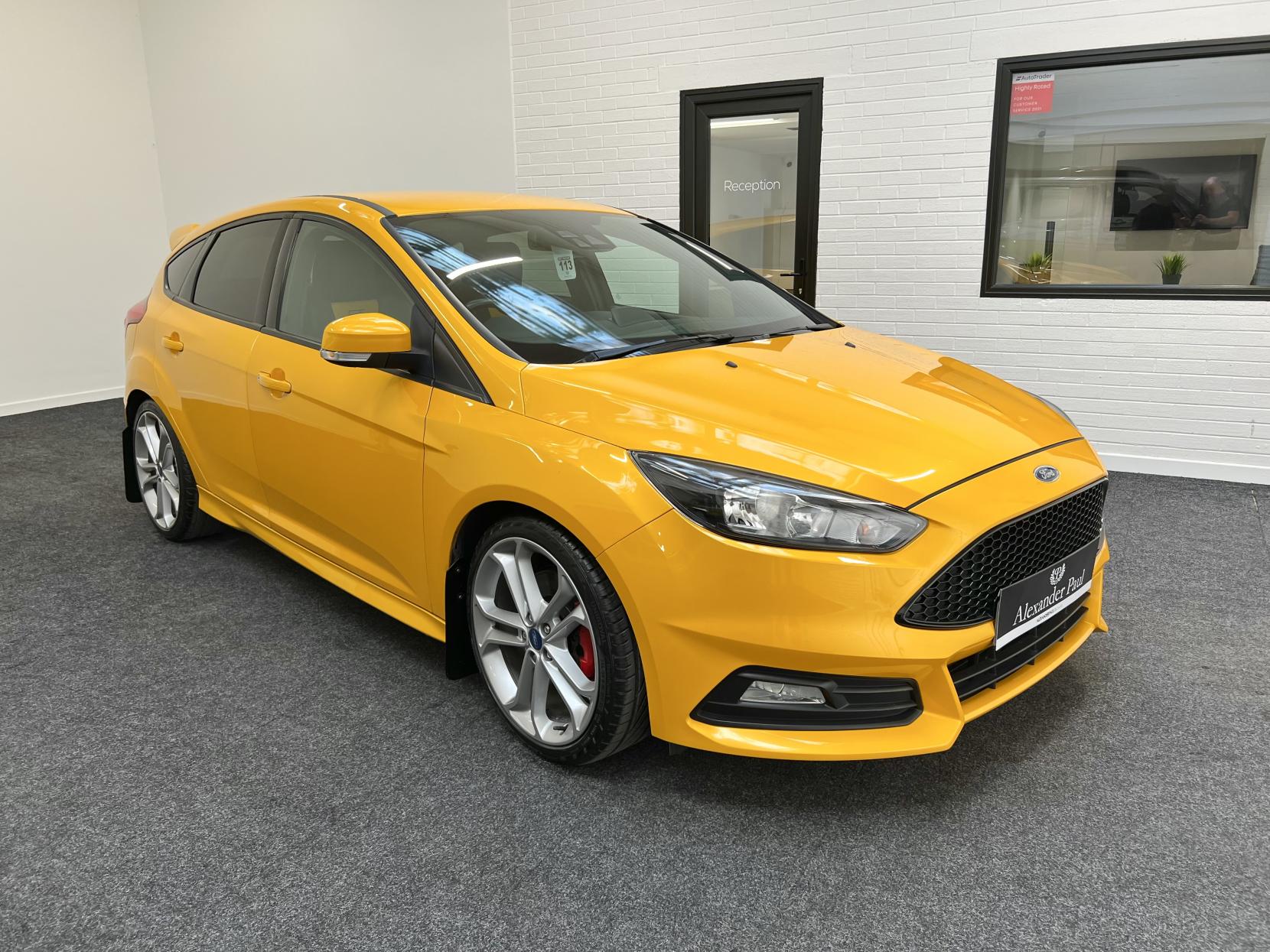 Ford Focus 2.0T EcoBoost ST-2 Hatchback 5dr Petrol Euro 6 (s/s) (250 ps)