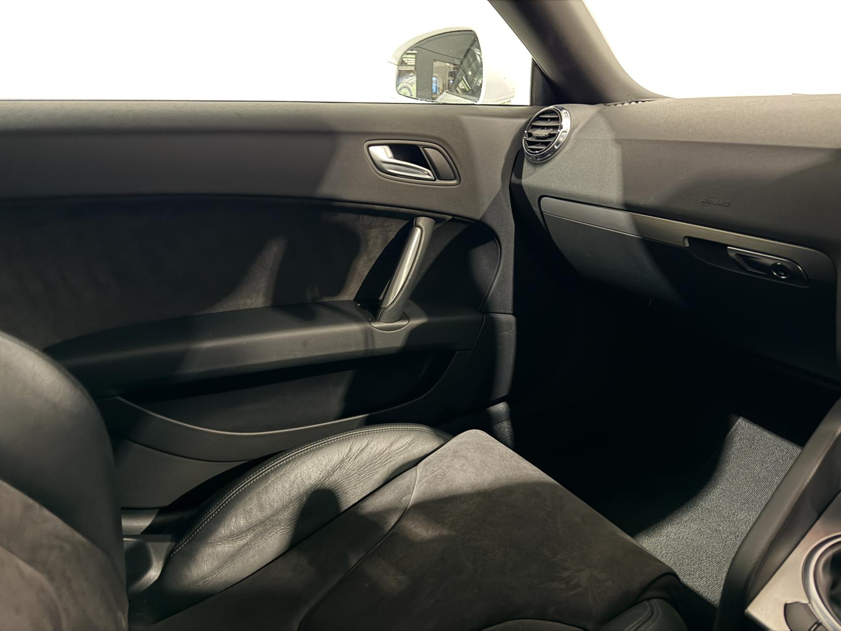 Audi TT 1.8 TFSI Sport Roadster 2dr Petrol Manual Euro 5 (160 ps)