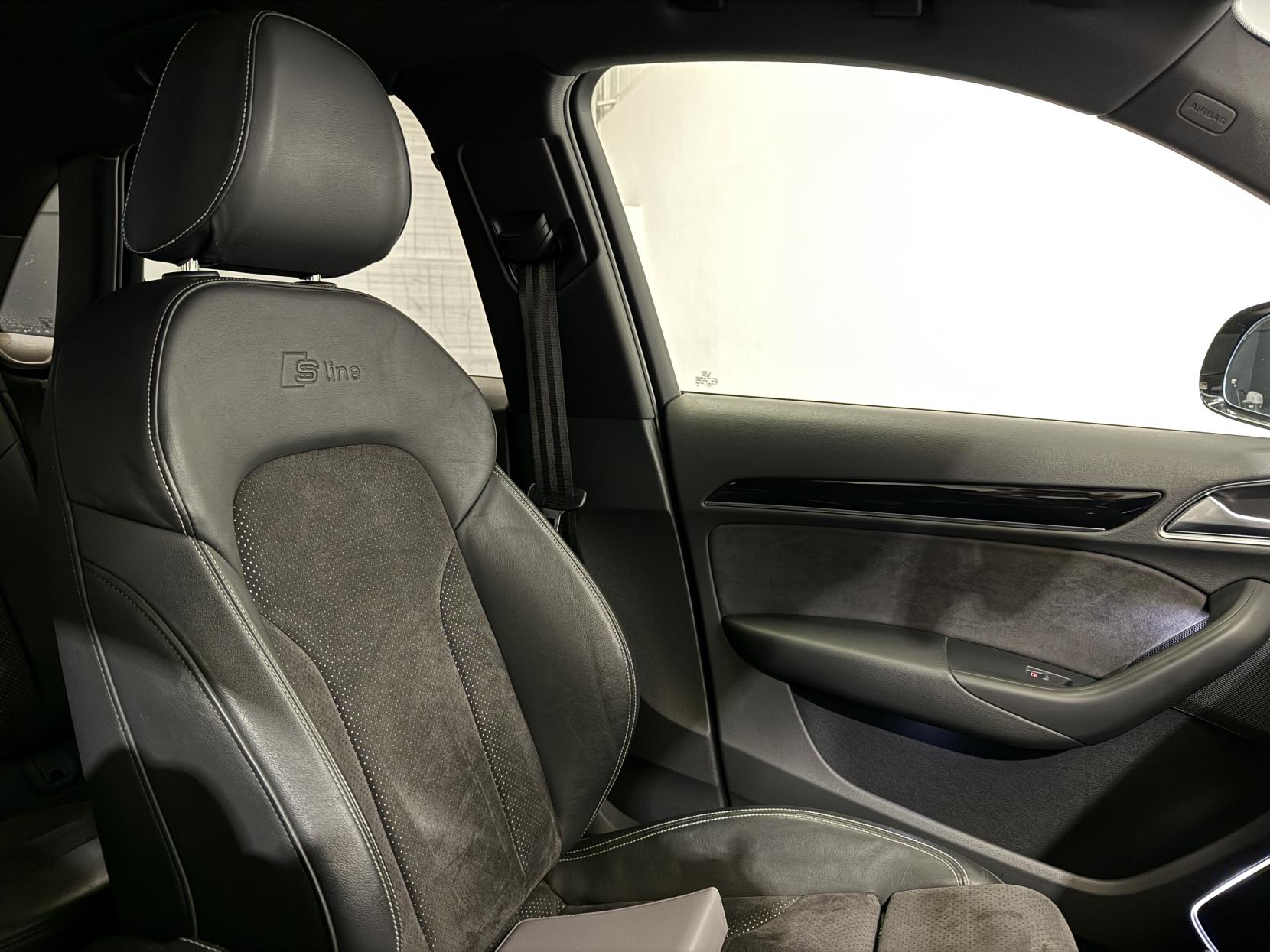 Audi Q3 1.4 TFSI CoD Black Edition SUV 5dr Petrol Manual Euro 6 (s/s) (150 ps)