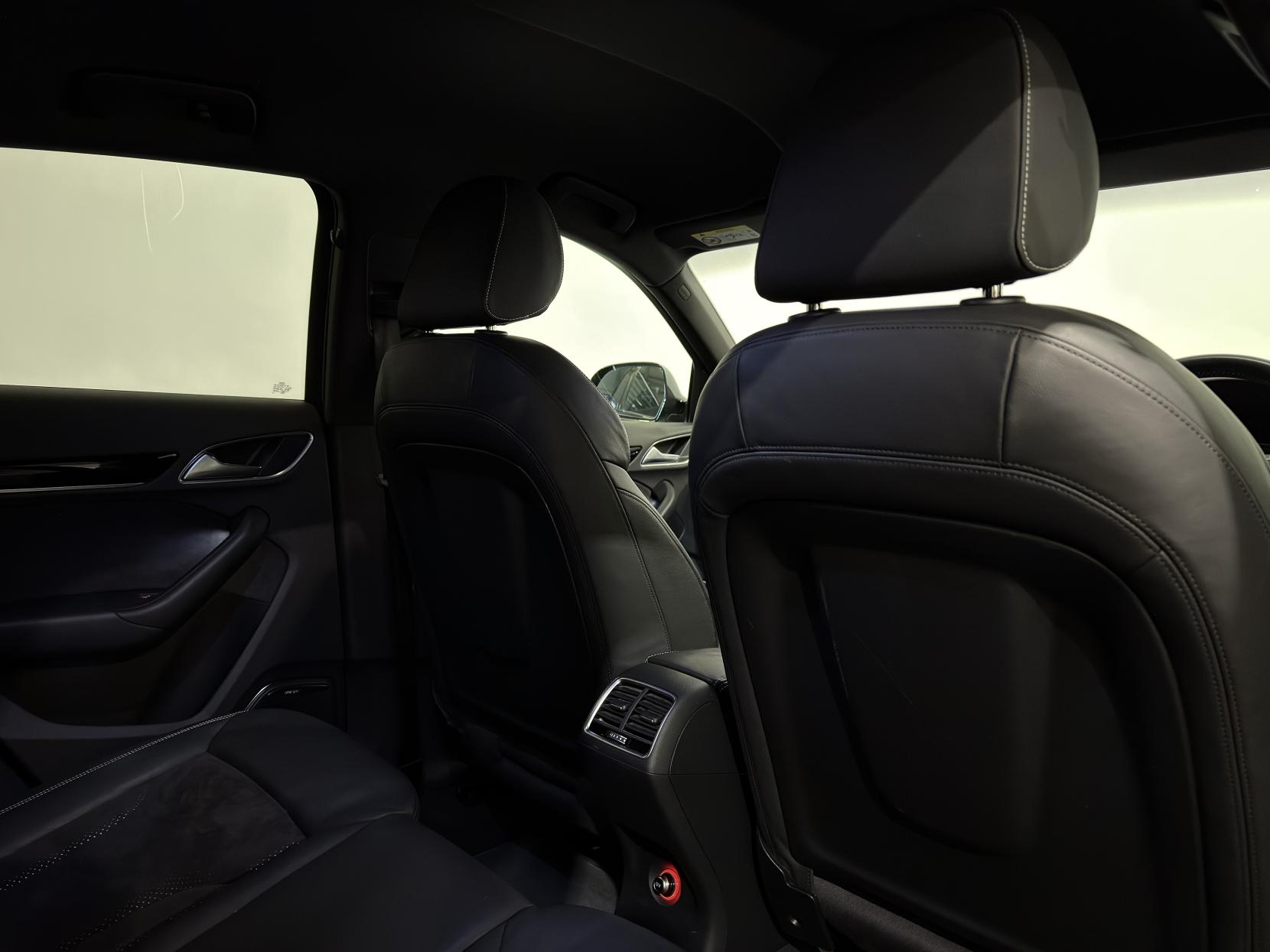 Audi Q3 1.4 TFSI CoD Black Edition SUV 5dr Petrol Manual Euro 6 (s/s) (150 ps)